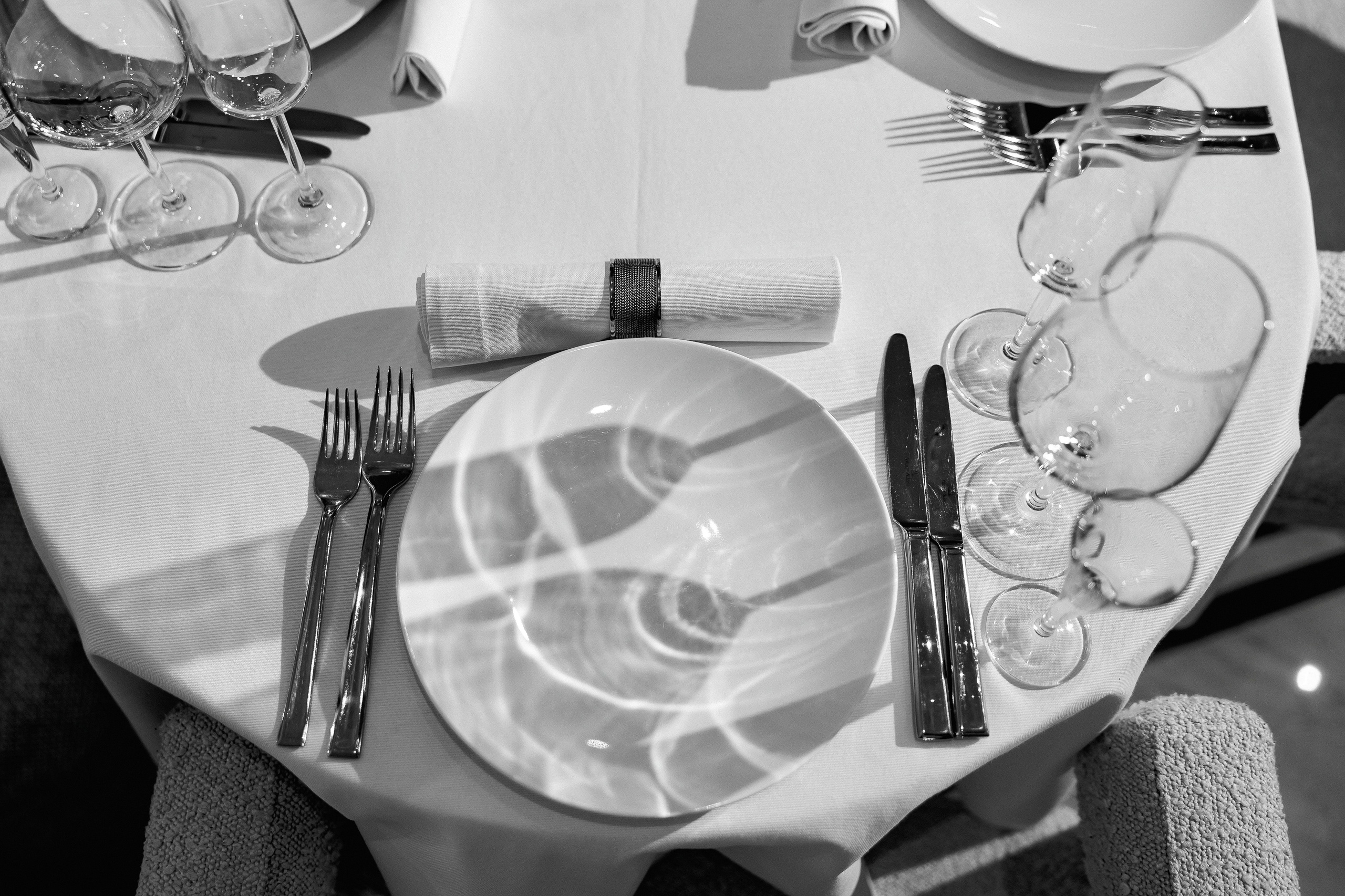 Serghei & Erica — Queen Residence. Servicii Foto și Video 067188353