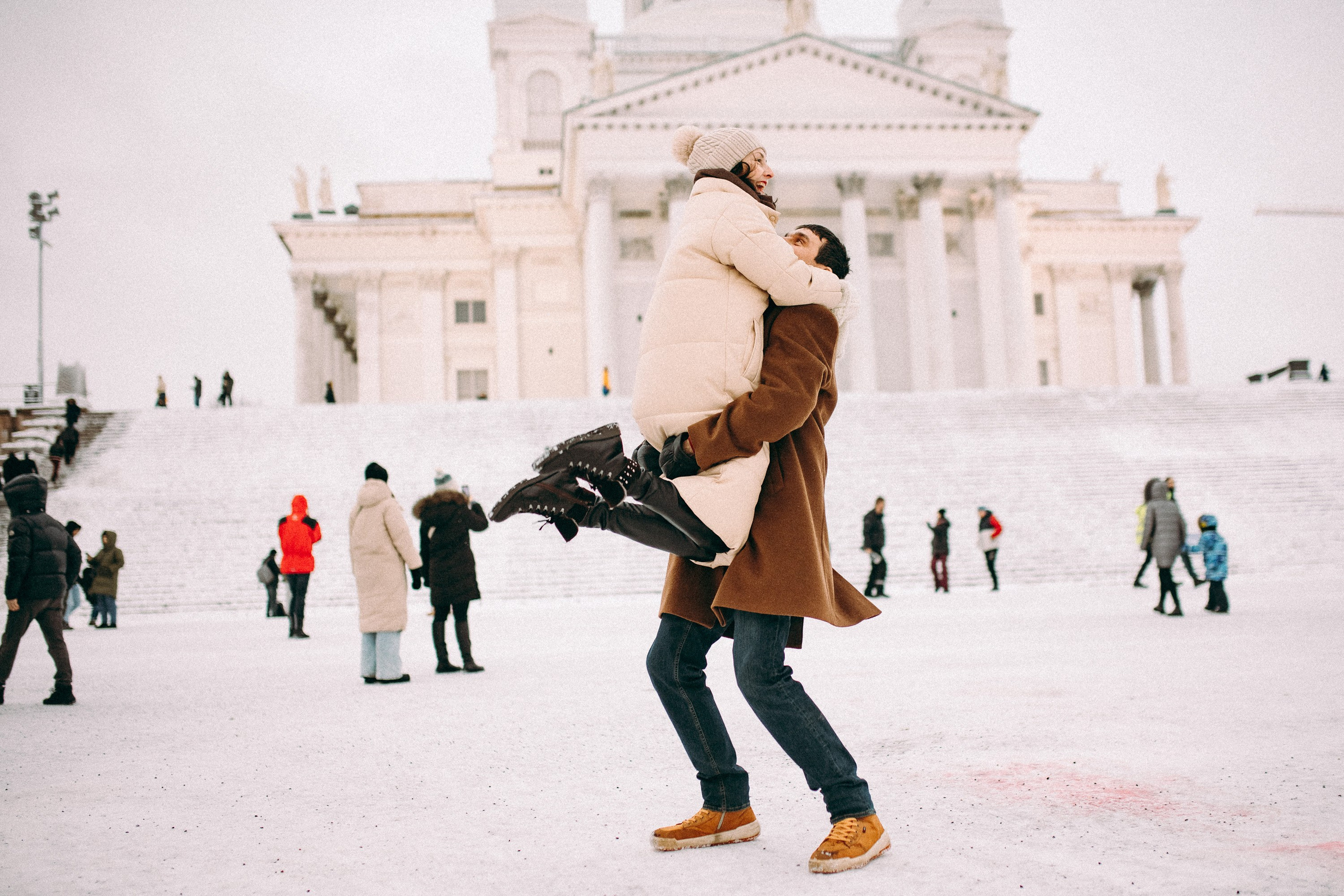 Uuden Vuoden lahja. Valokuvaaja Lahti, Helsinki Elena Salonen