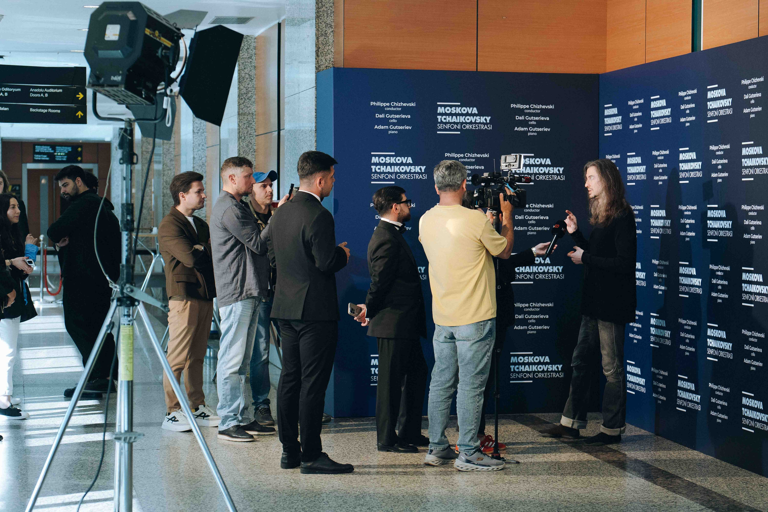 The Tchaikovsky Academic Grand Symphony Orchestra in Istanbul. Wedding&Event photographer Ismail Rzayev in Baku
