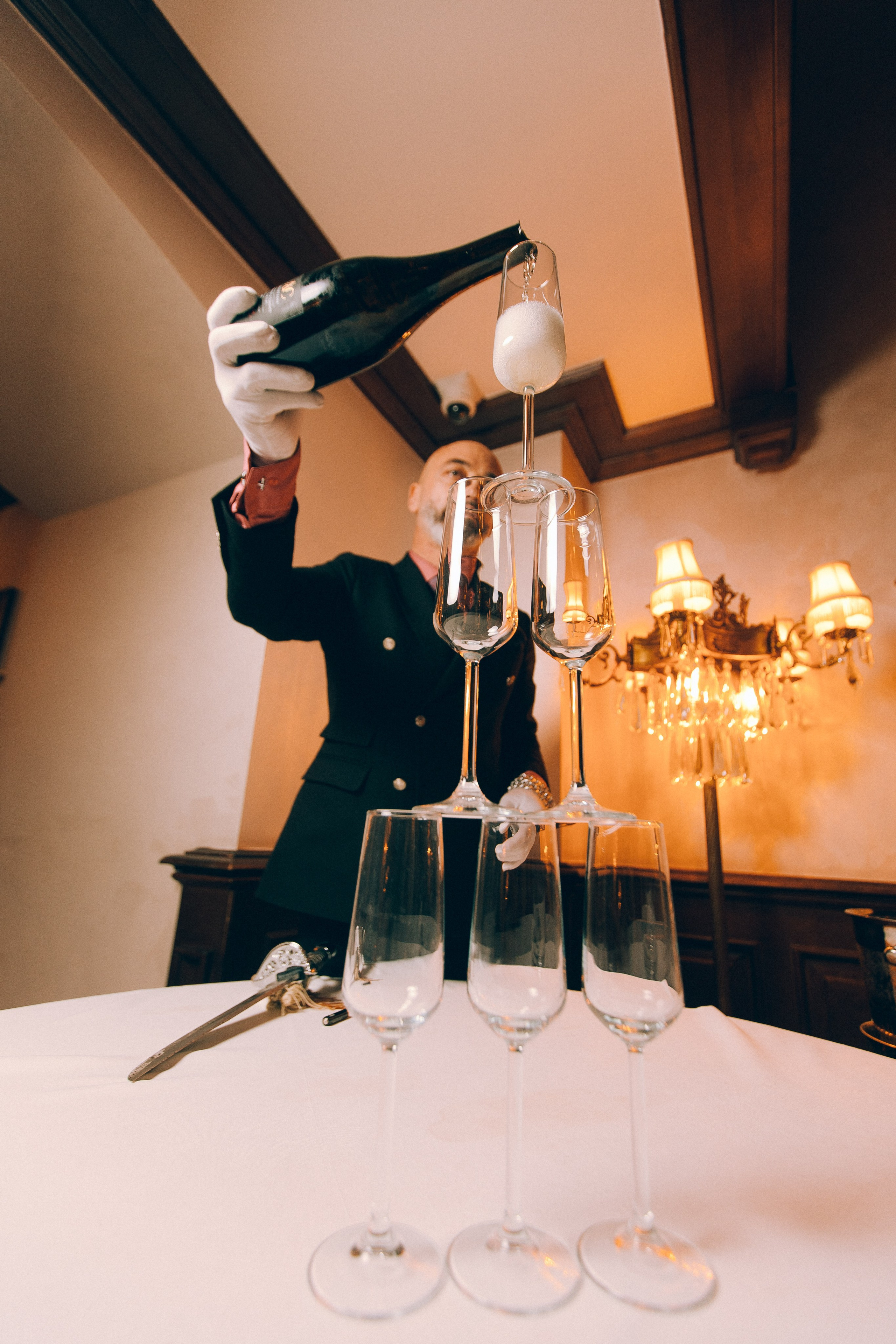 CIGAR CLUB. Wedding&Event photographer Ismail Rzayev in Baku