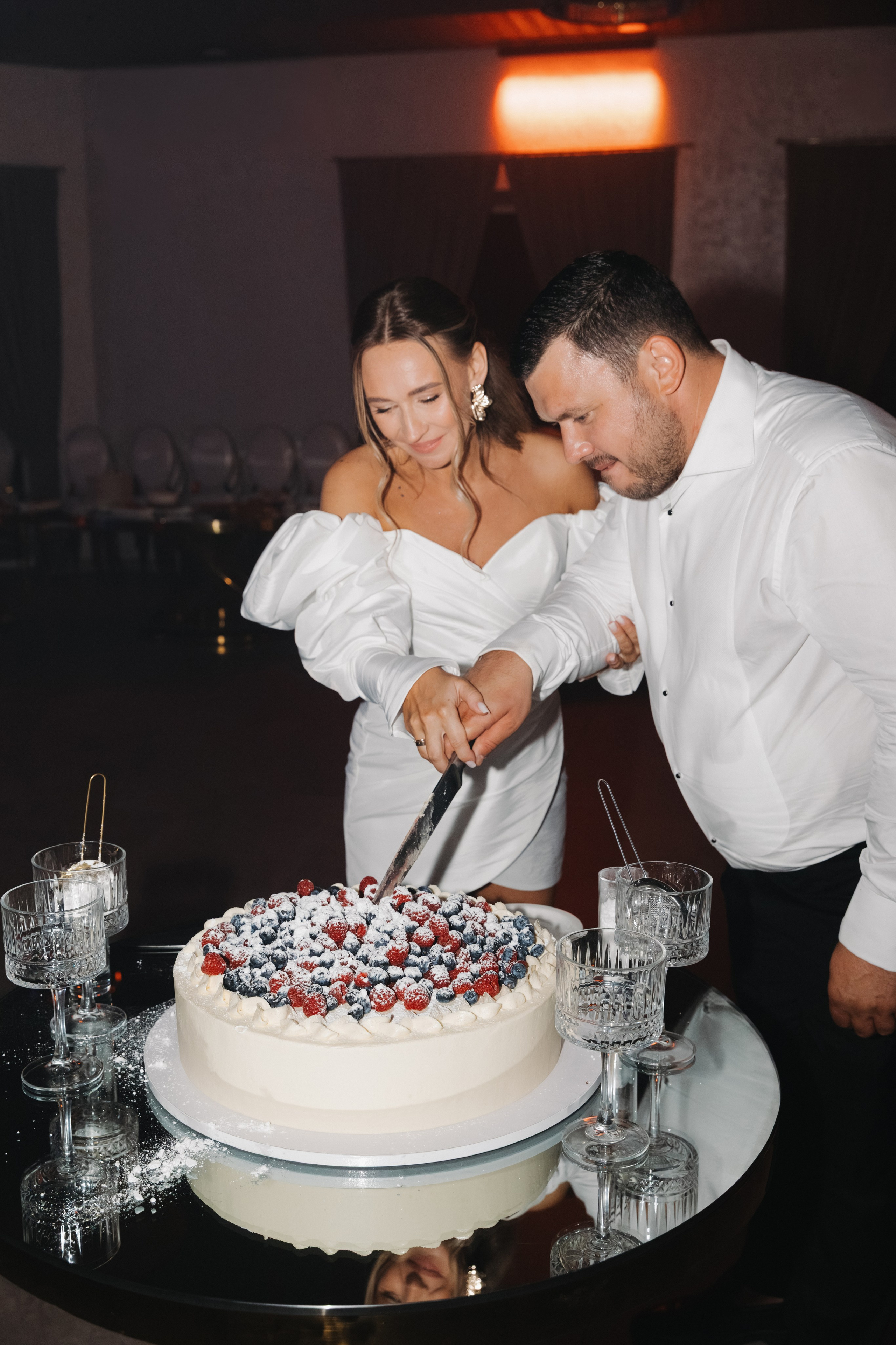 DIANA IR KAROLIS | ELEGANTIŠKOS VESTUVĖS. Vestuvių ir nėščiųjų fotografė Raminta Razmaitė