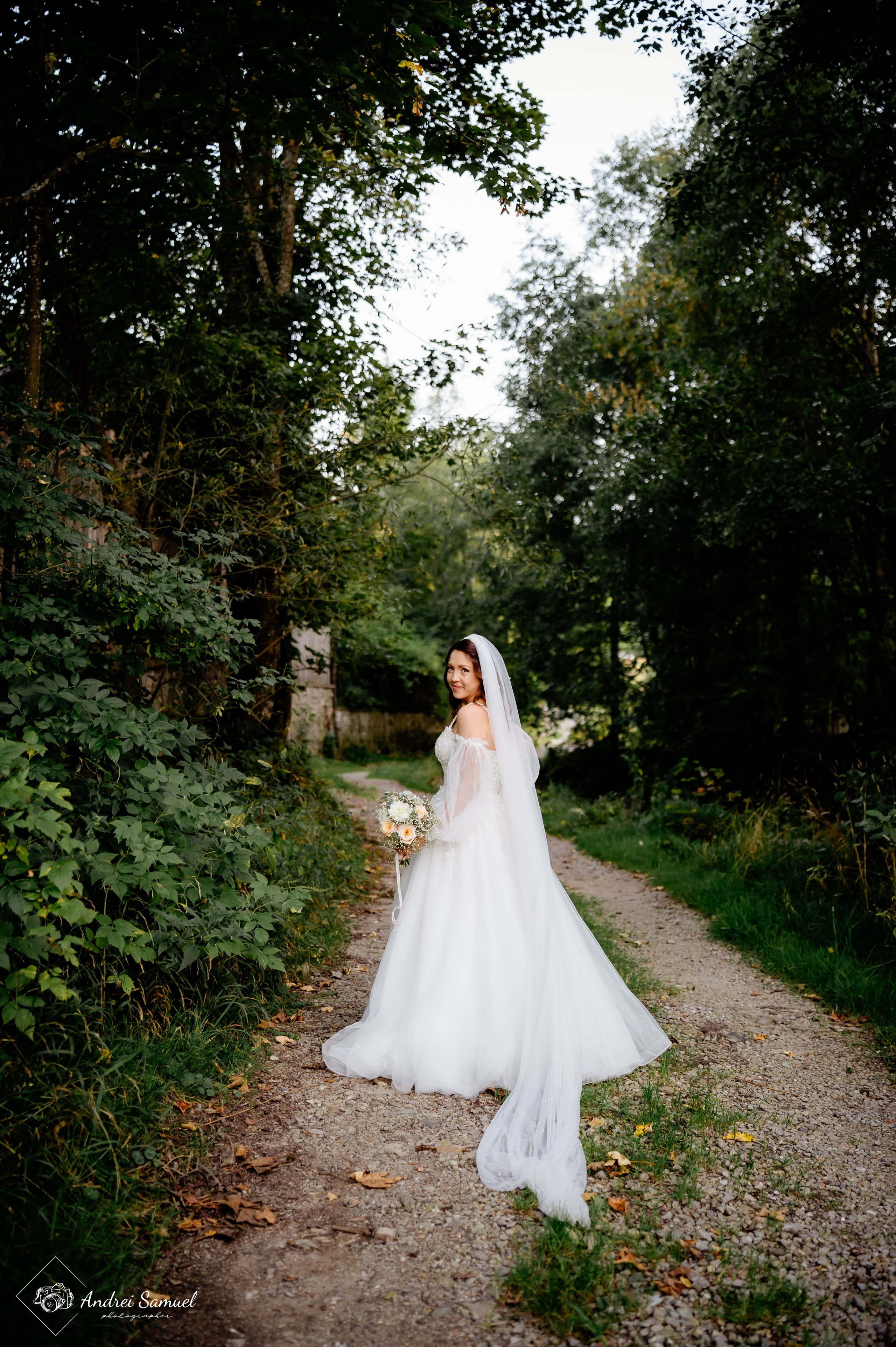 Anca & Daniel. Andrei Samuel – Fotograf București | Evenimente, Studio, Imobiliare, Produs