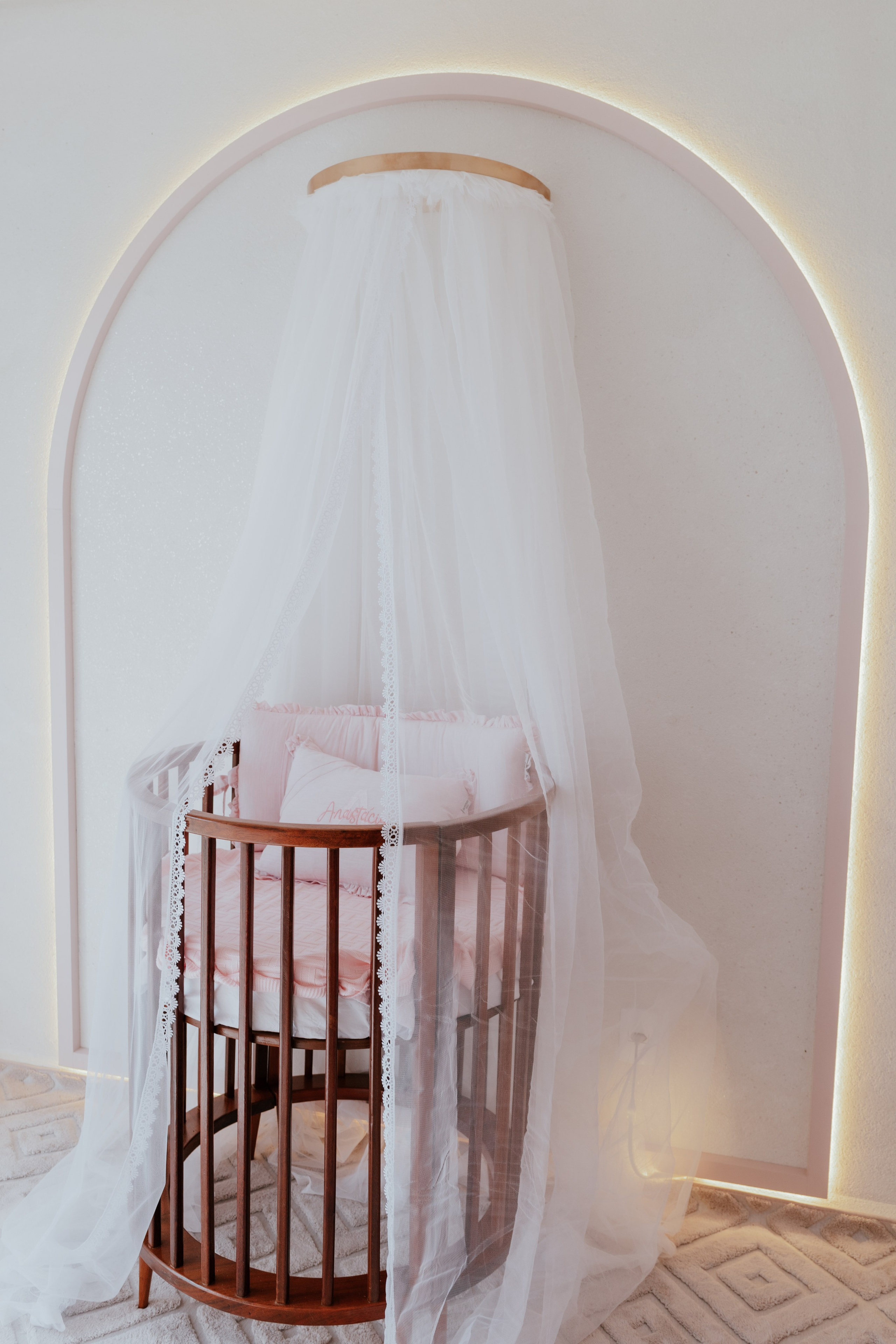 Newborn Anastácia