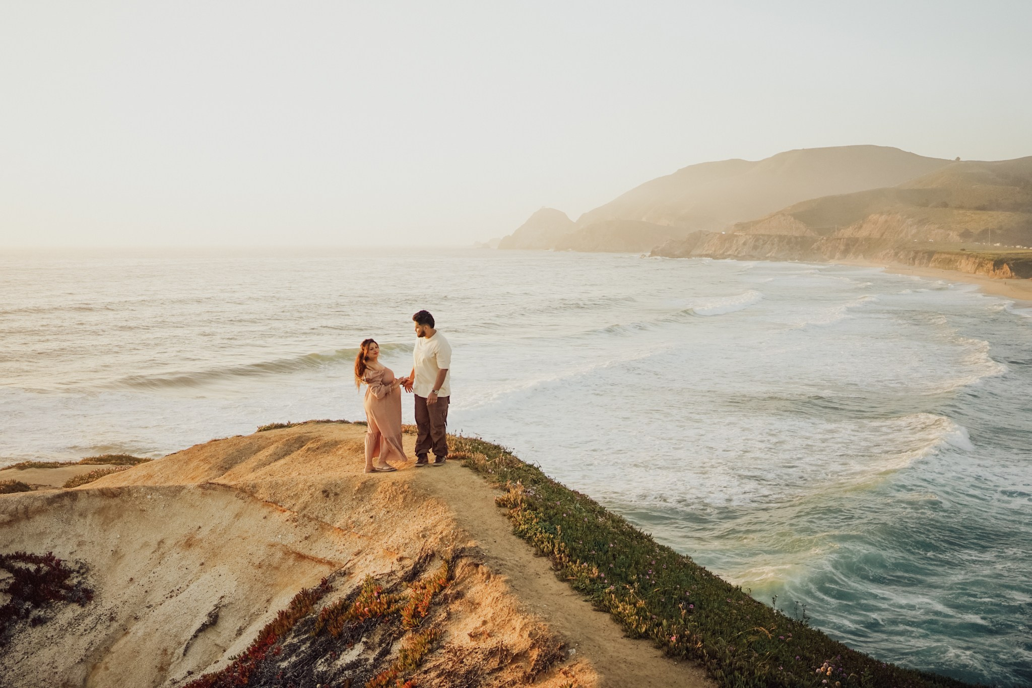 Maternity Ourdoor. Maternity, family and newborn photography in San Francisco Bay Area