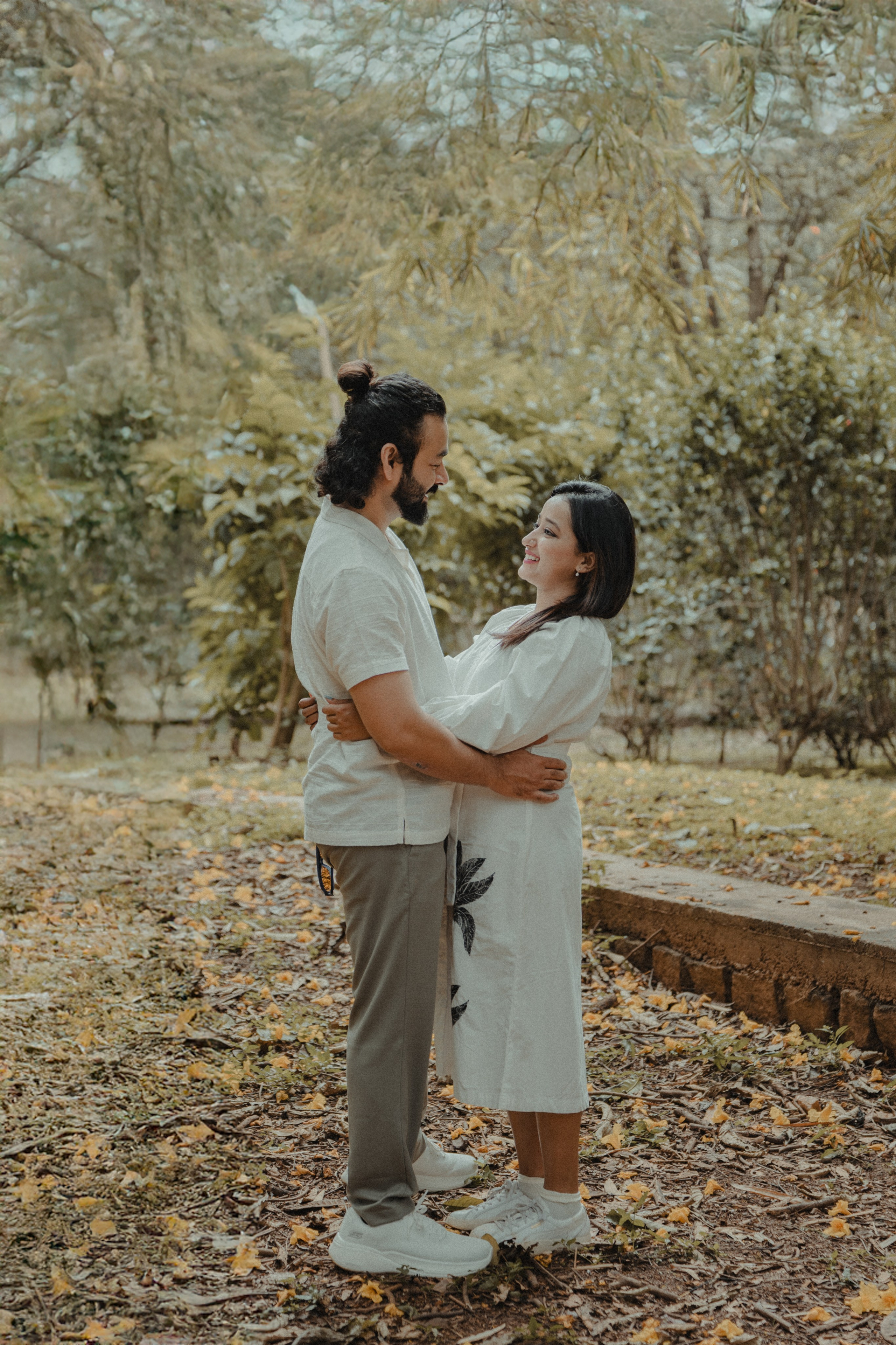 Darshana & Debabrata Pre-wedding. Wedding and Family photographer in india