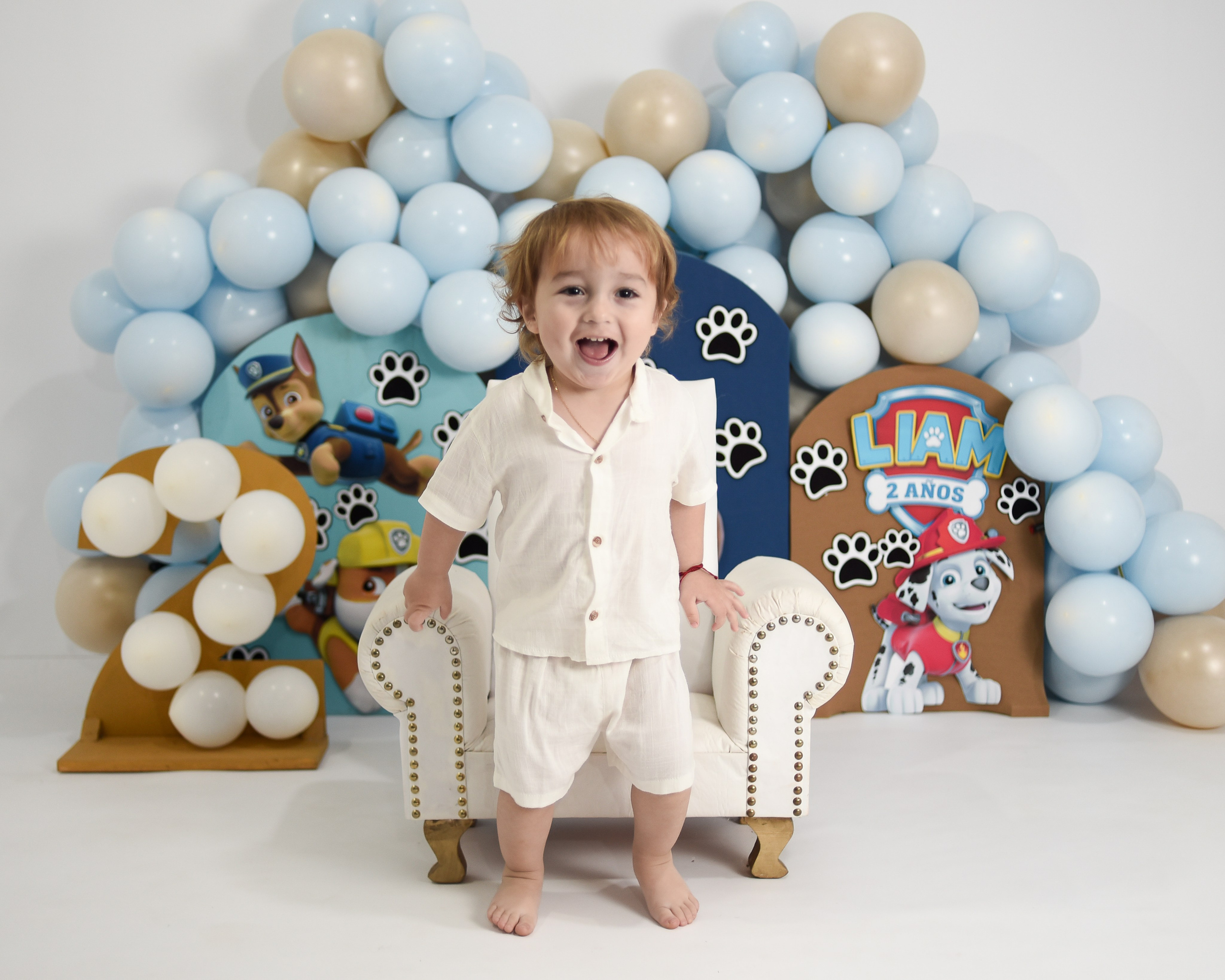 Liam 2do año. Temática Pou Patrol. Fotografo de casamiento en misiones y fotógrafo de familia  Posadas