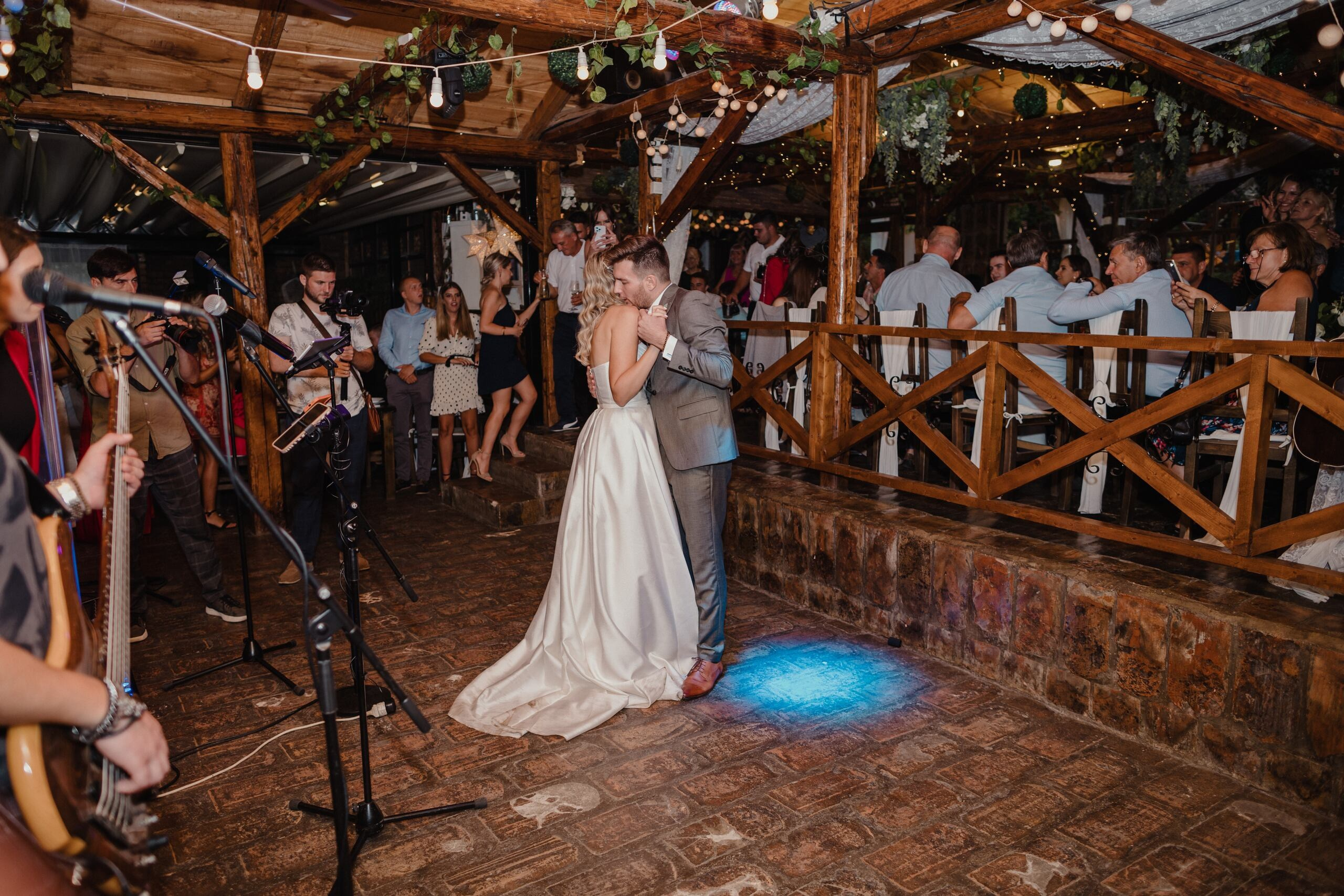 Jovana & Zoran. Wedding photographer based in Novi Sad, Marko Milivojevic