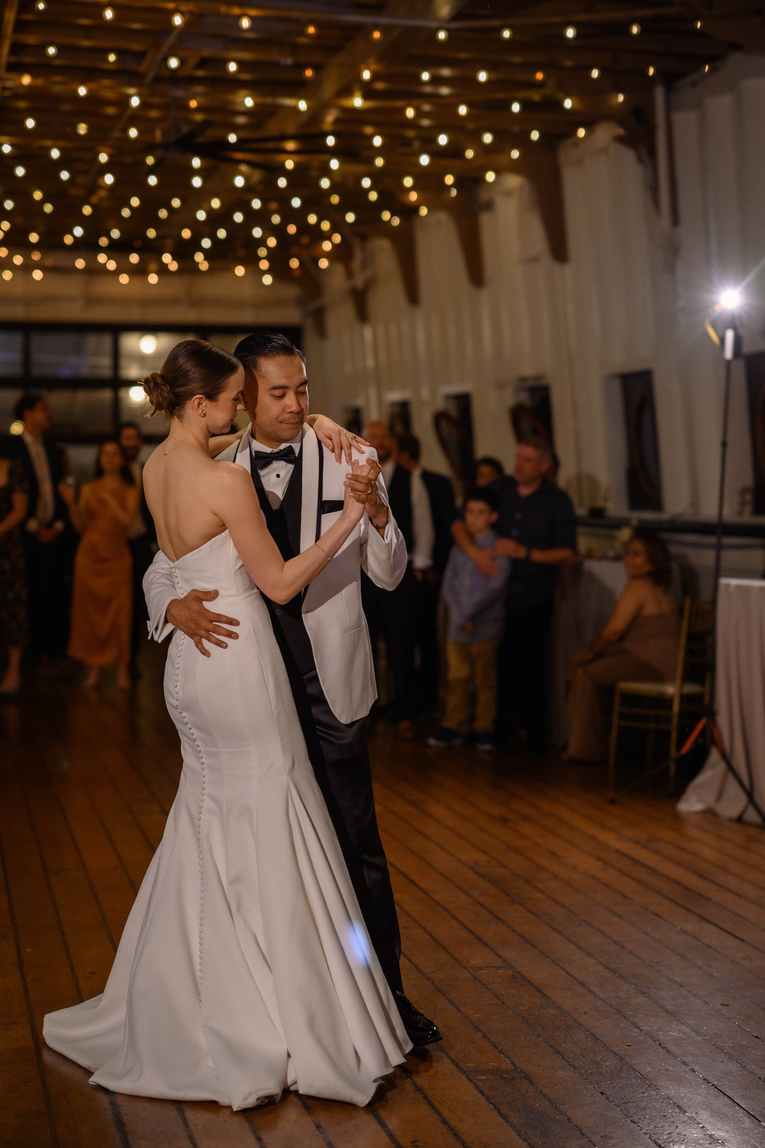 Kevin & Katie. Wedding & portrait photography in the Seattle Area. Helen Michelle photographer