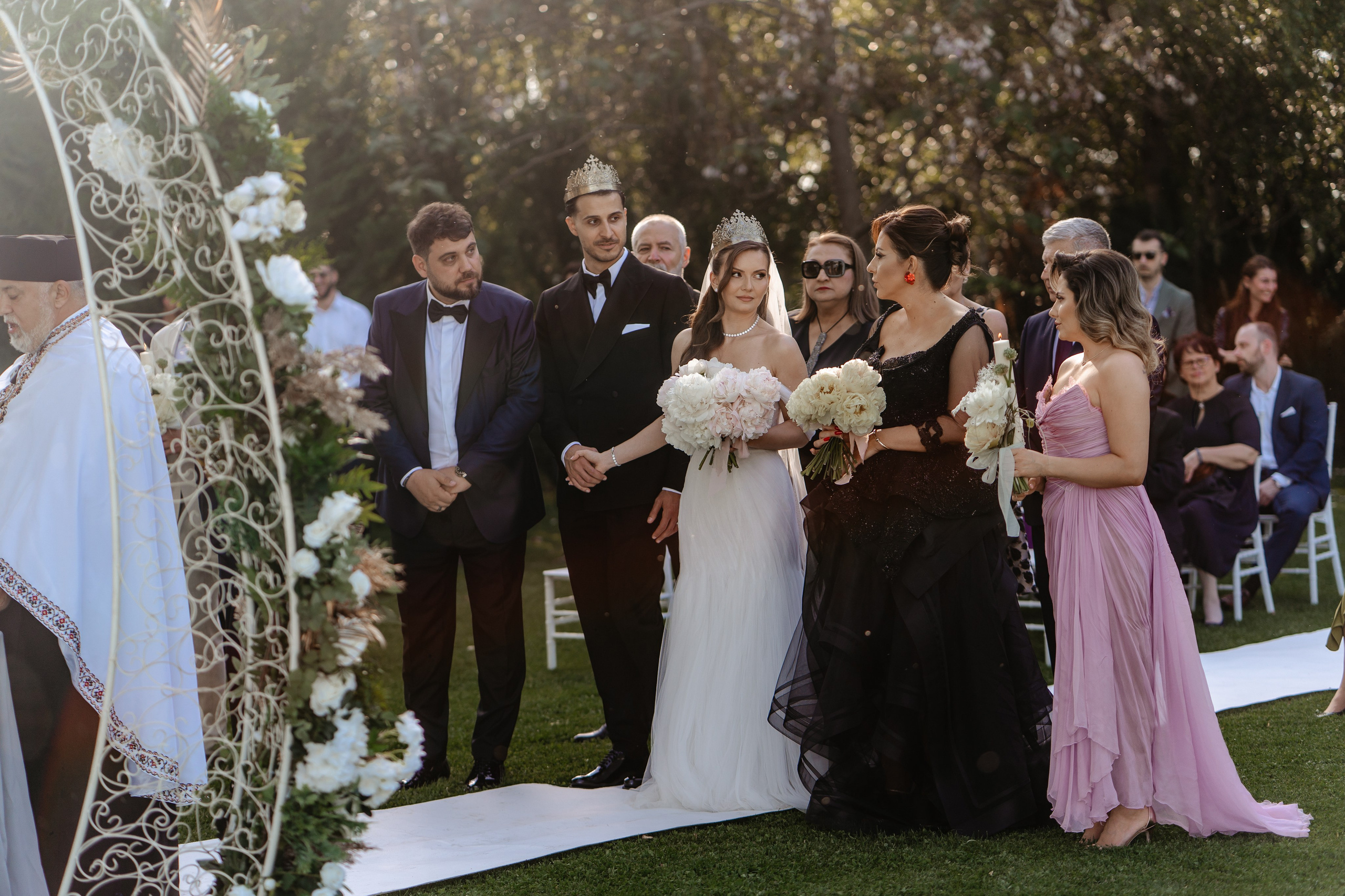 Nunta Ana si Andrei — Love story de Mai. Fotografi de nunta in Bucuresti, Iulia si Stefan Ovidiu