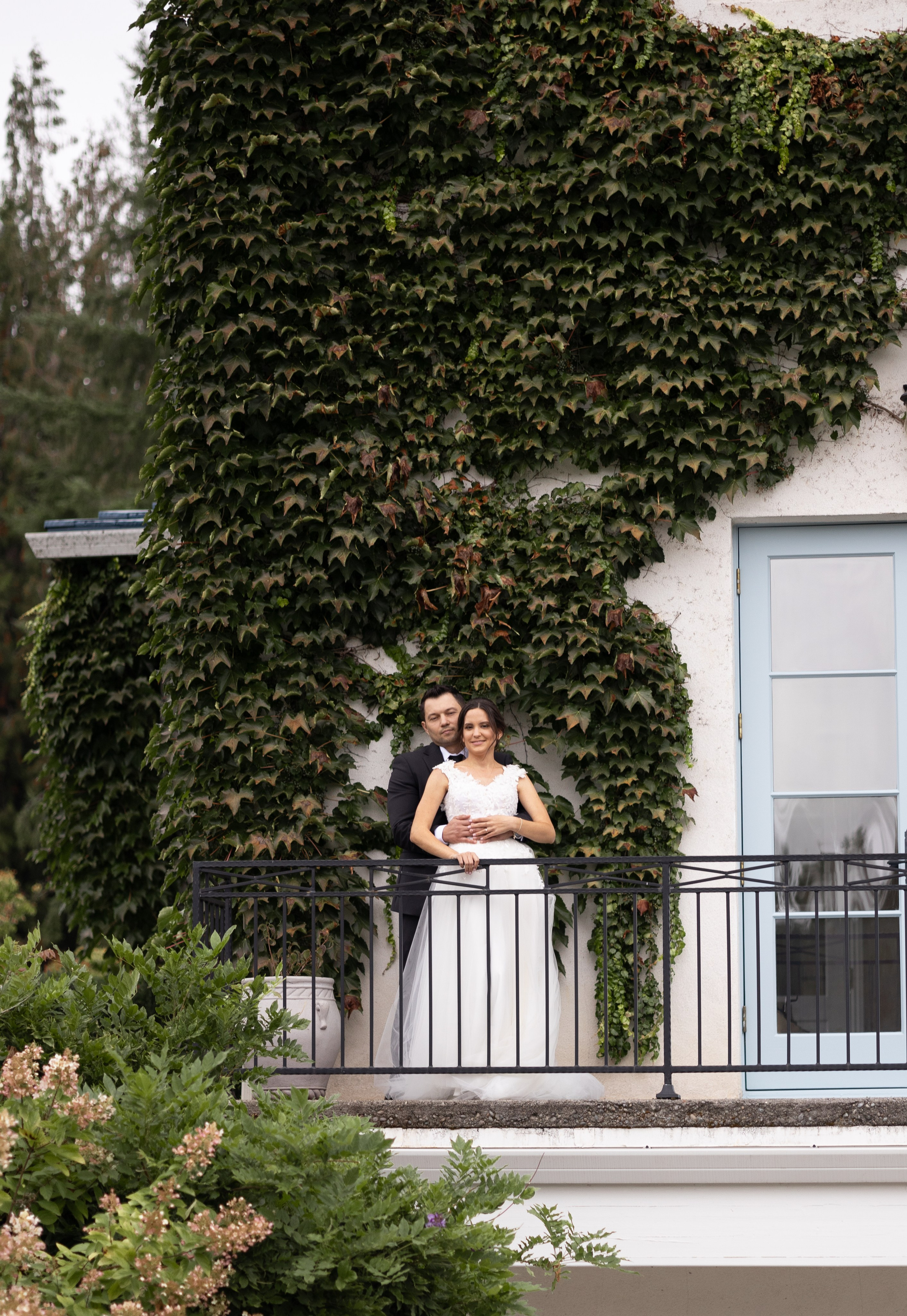 Max and Julia. Family and Wedding photographer