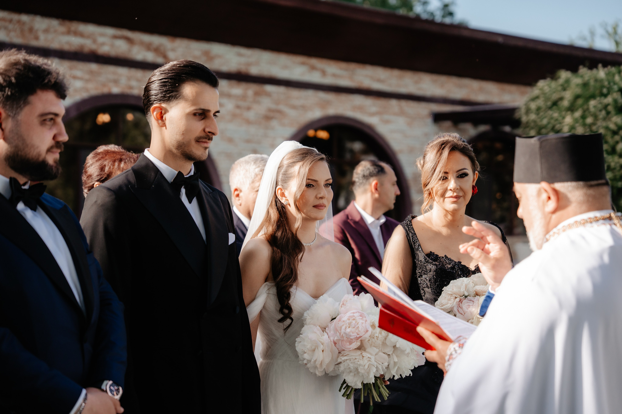 Nunta Ana si Andrei — Love story de Mai. Fotografi de nunta in Bucuresti, Iulia si Stefan Ovidiu