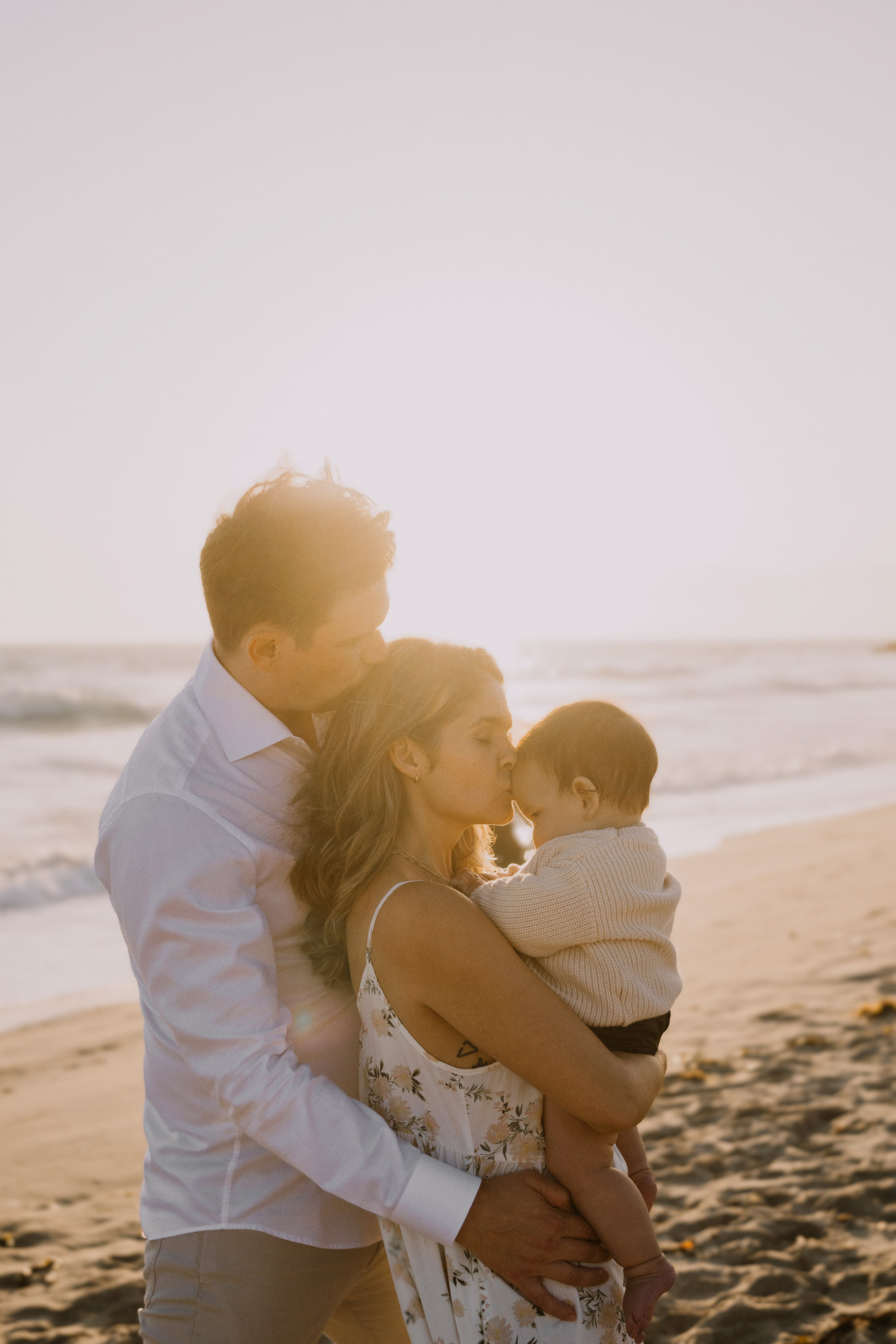 Family Photoshoot at Venice Beach, Los Angeles | Taya Frank. Southern California Family and Couple Photographer