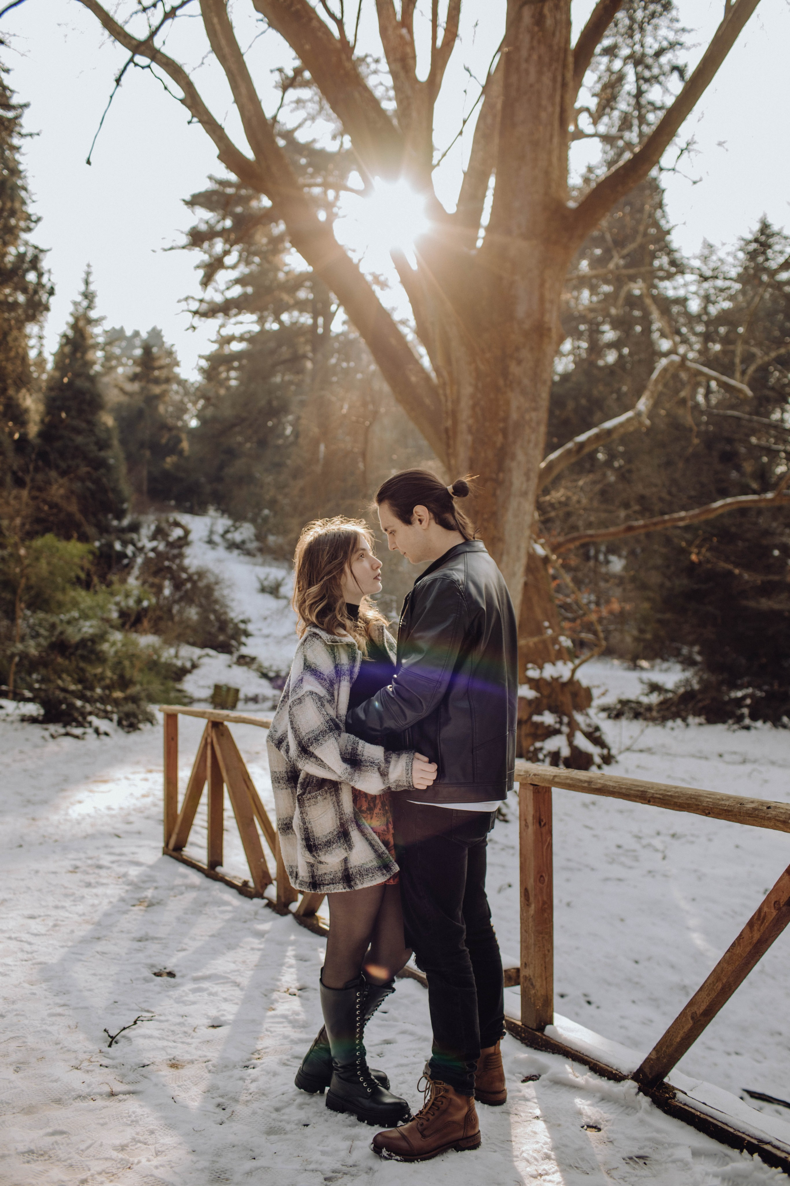 Serafim & Beatrice. Wedding & couple photographer from Romania Rut Vetan