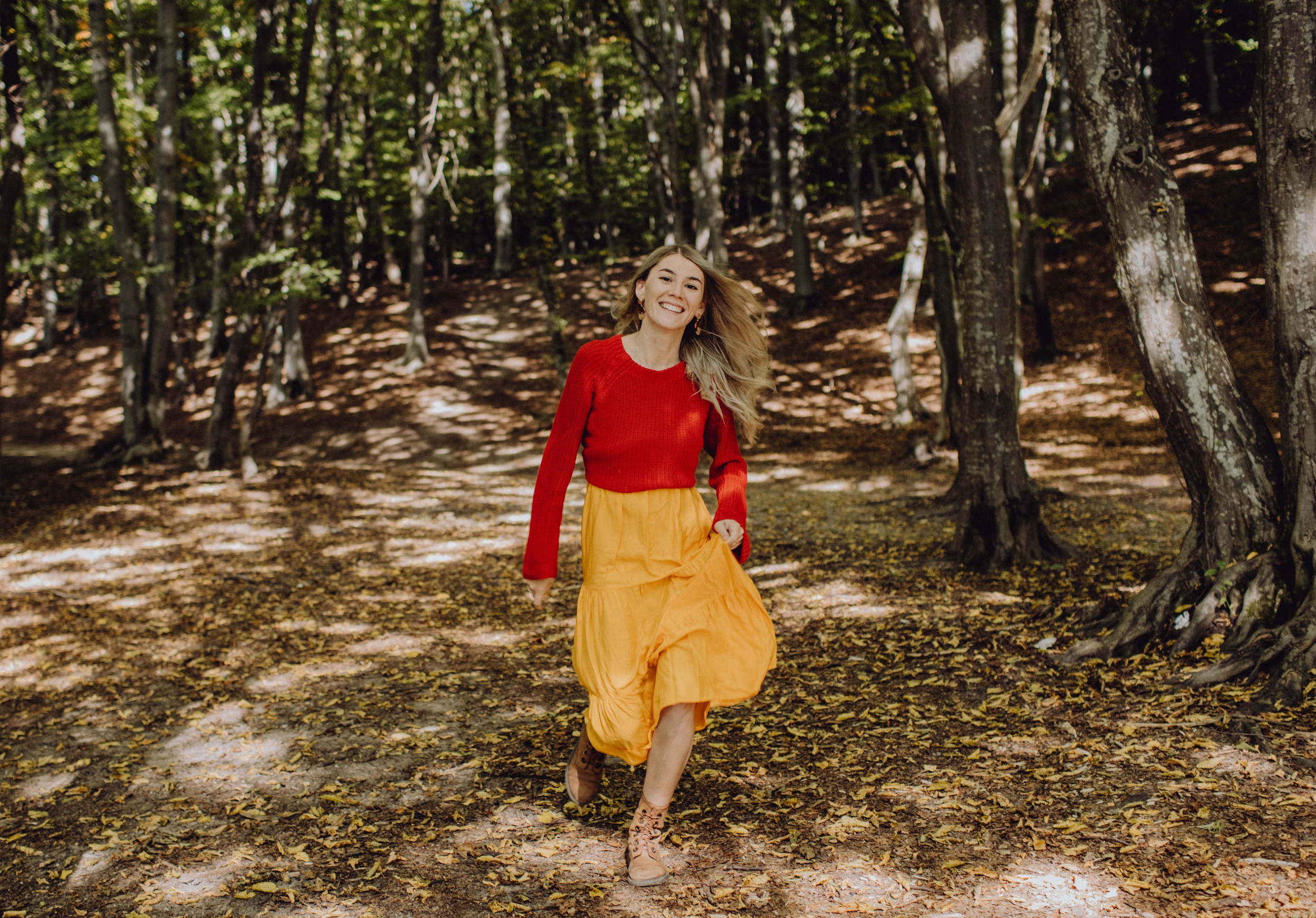 Medeea. Wedding & couple photographer from Romania Rut Vetan