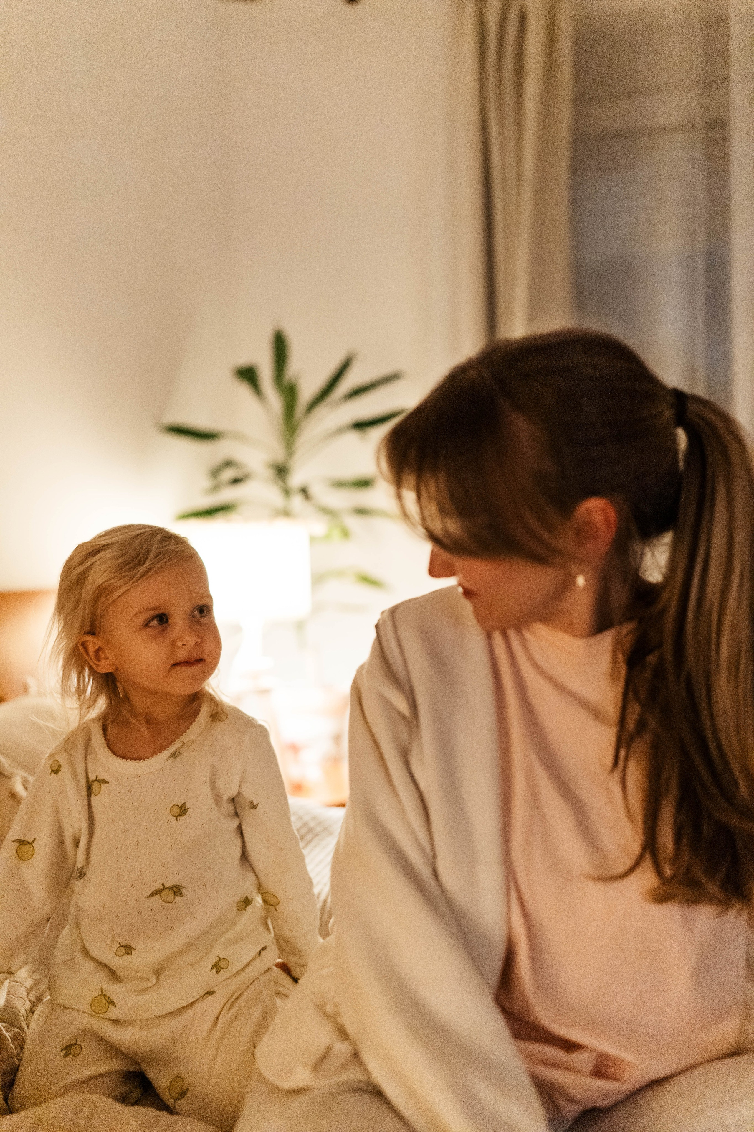 Домашний уют. Family photographer in Oviedo — Yana Razina