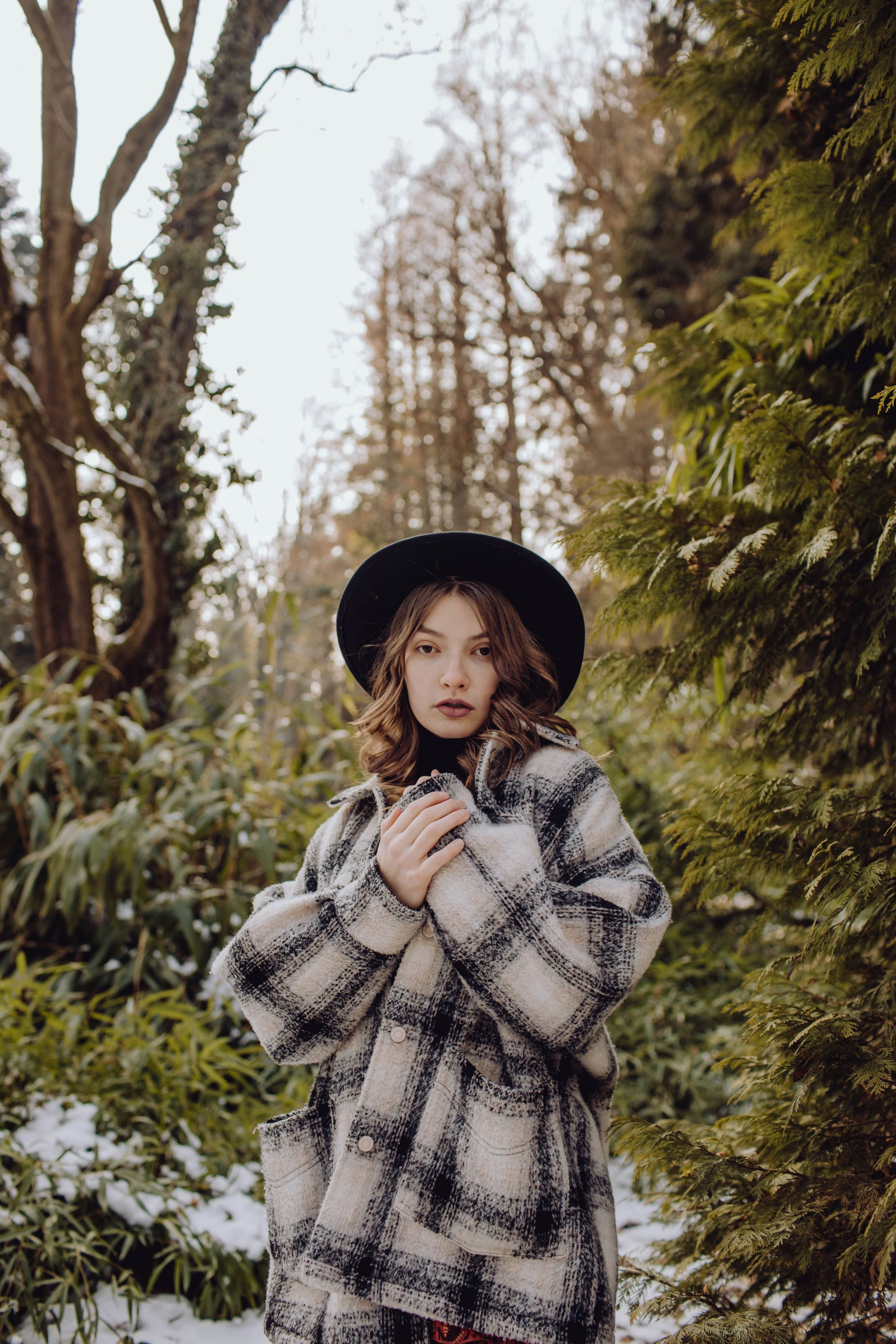 Serafim & Beatrice. Wedding & couple photographer from Romania Rut Vetan