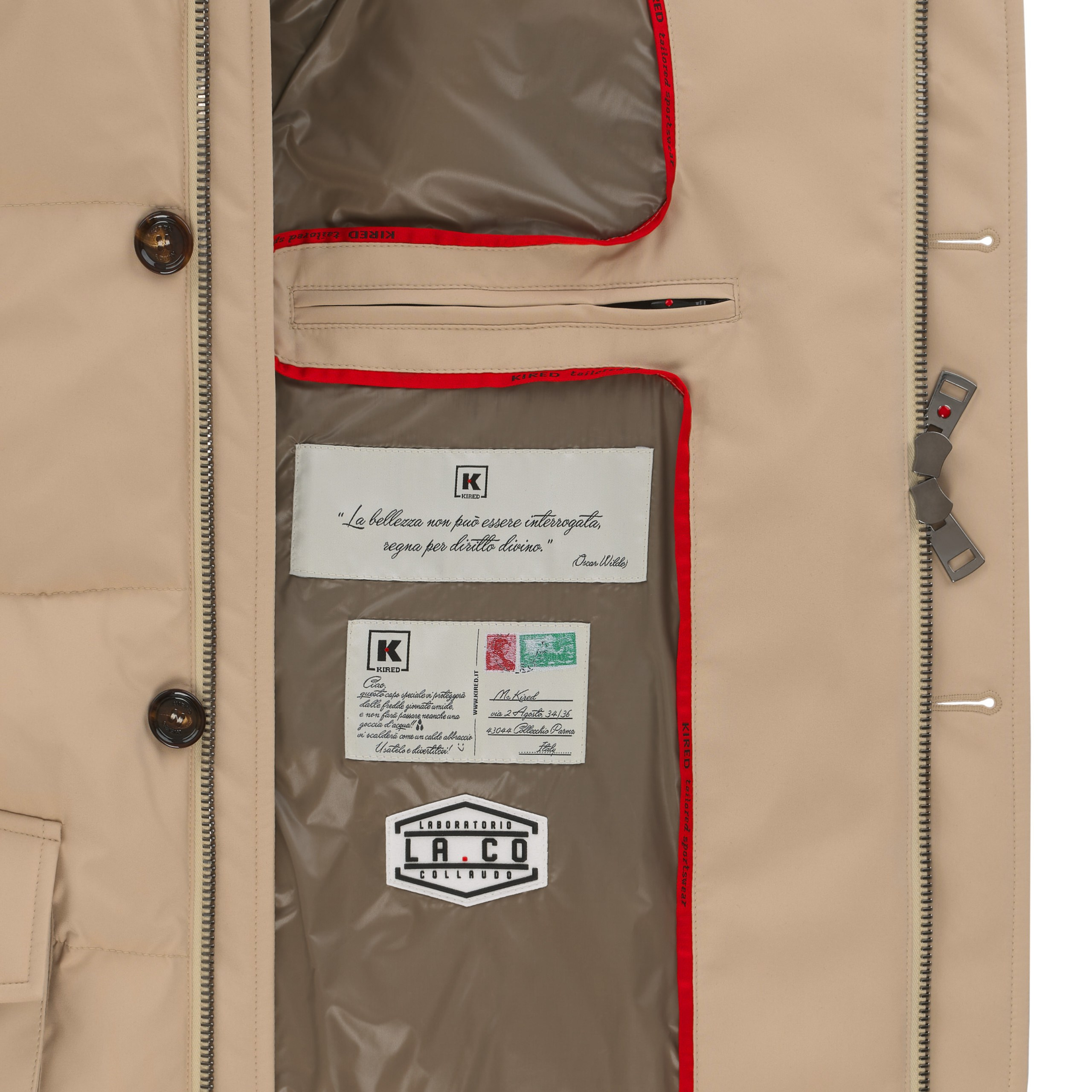 Detailaufnahme – Innentasche mit Reißverschluss und Logoetikett KIRED.