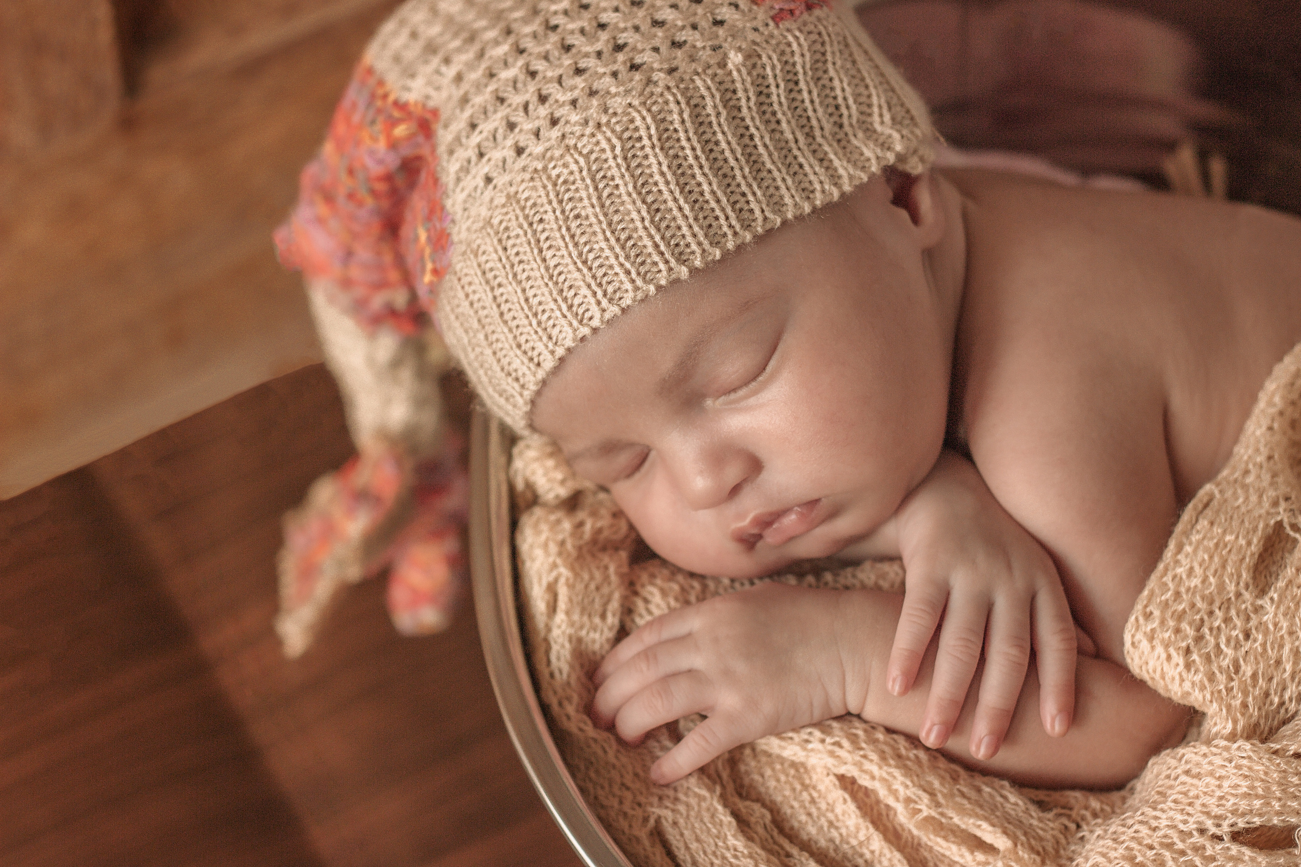NEWBORN. Louisa Lewis |Shenzhen-based Photographer & Videographer
