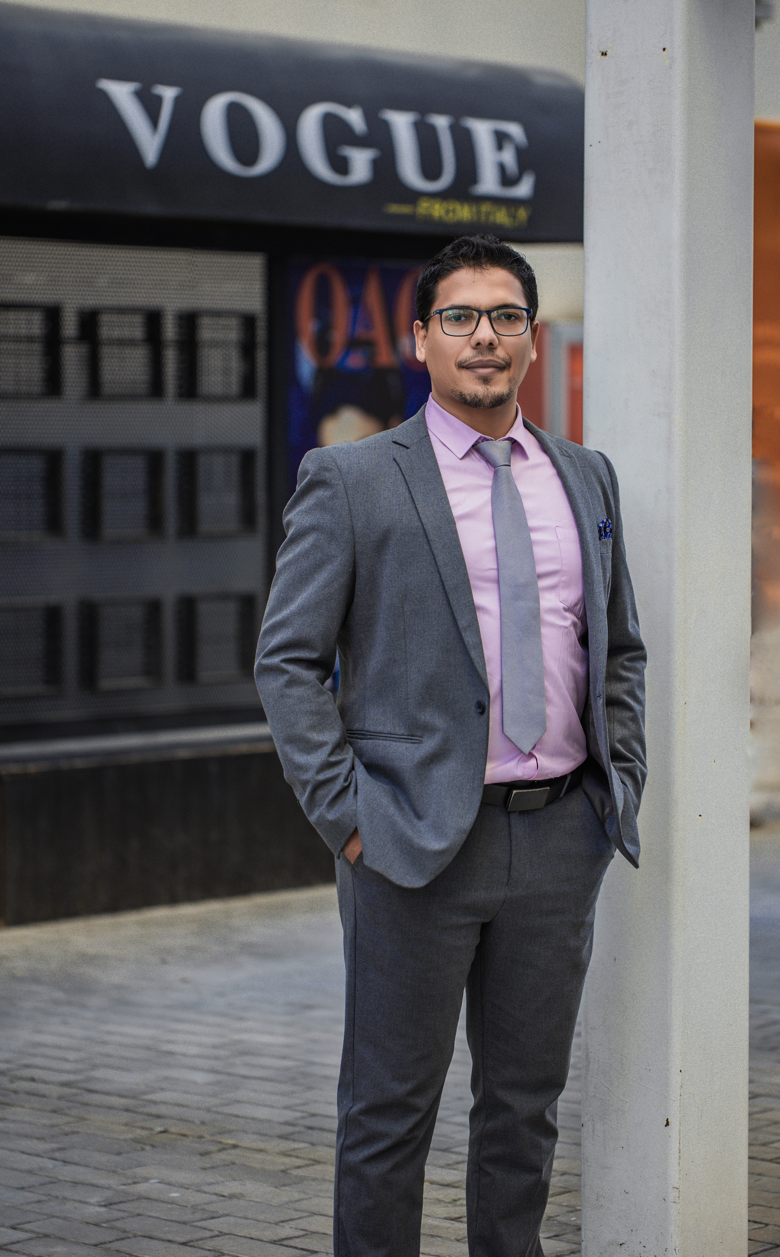 CORPORATE. Louisa Lewis |Shenzhen-based Photographer & Videographer