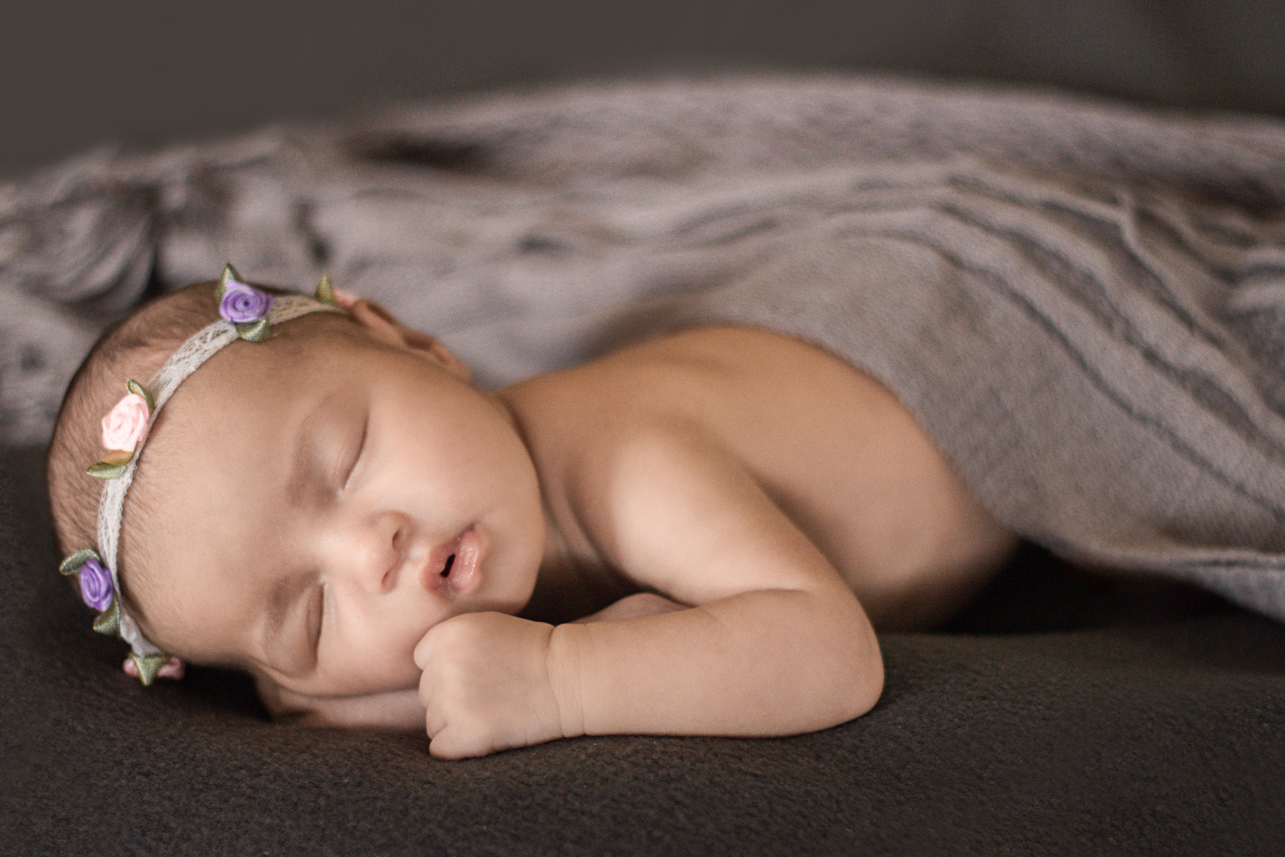 NEWBORN. Louisa Lewis |Shenzhen-based Photographer & Videographer