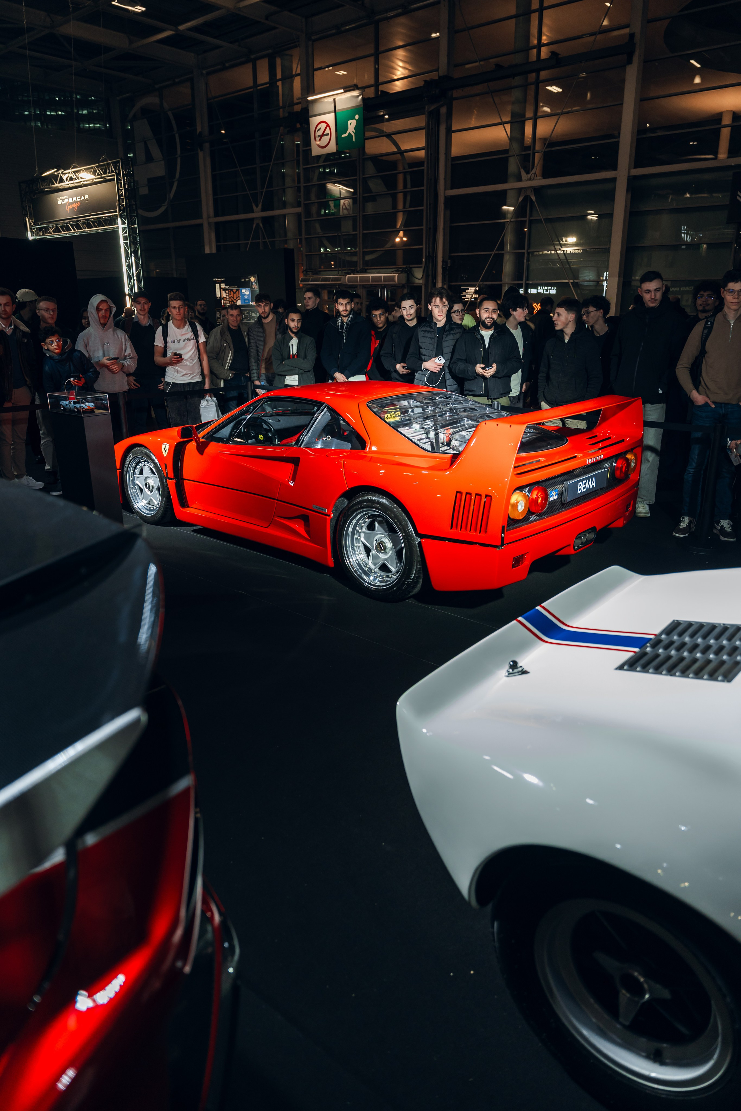 Retromobile 2026. Photographe de voitures à Paris — Vitalii Motruk