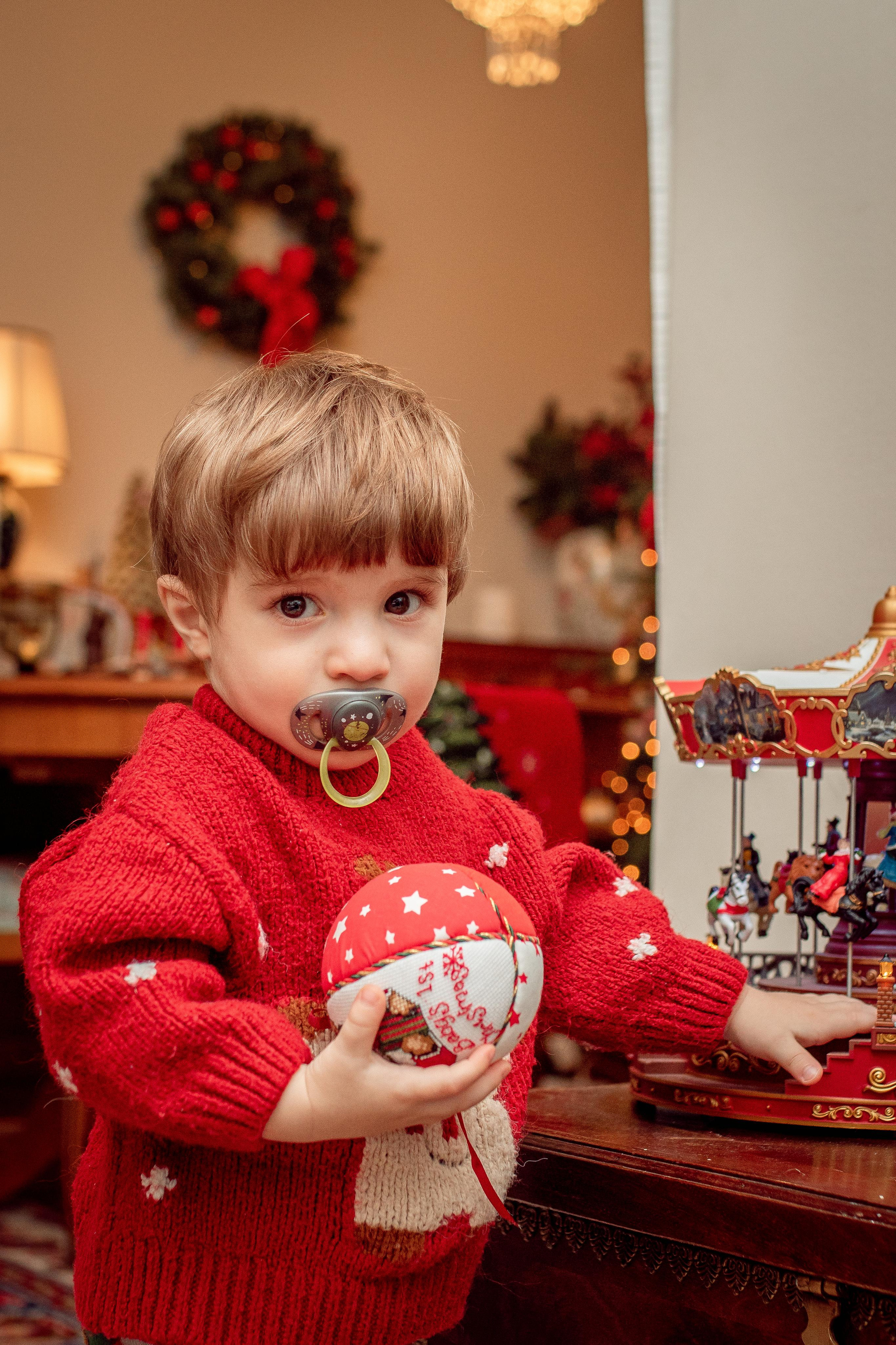 Christmas Baking. Family Photographer in Greece