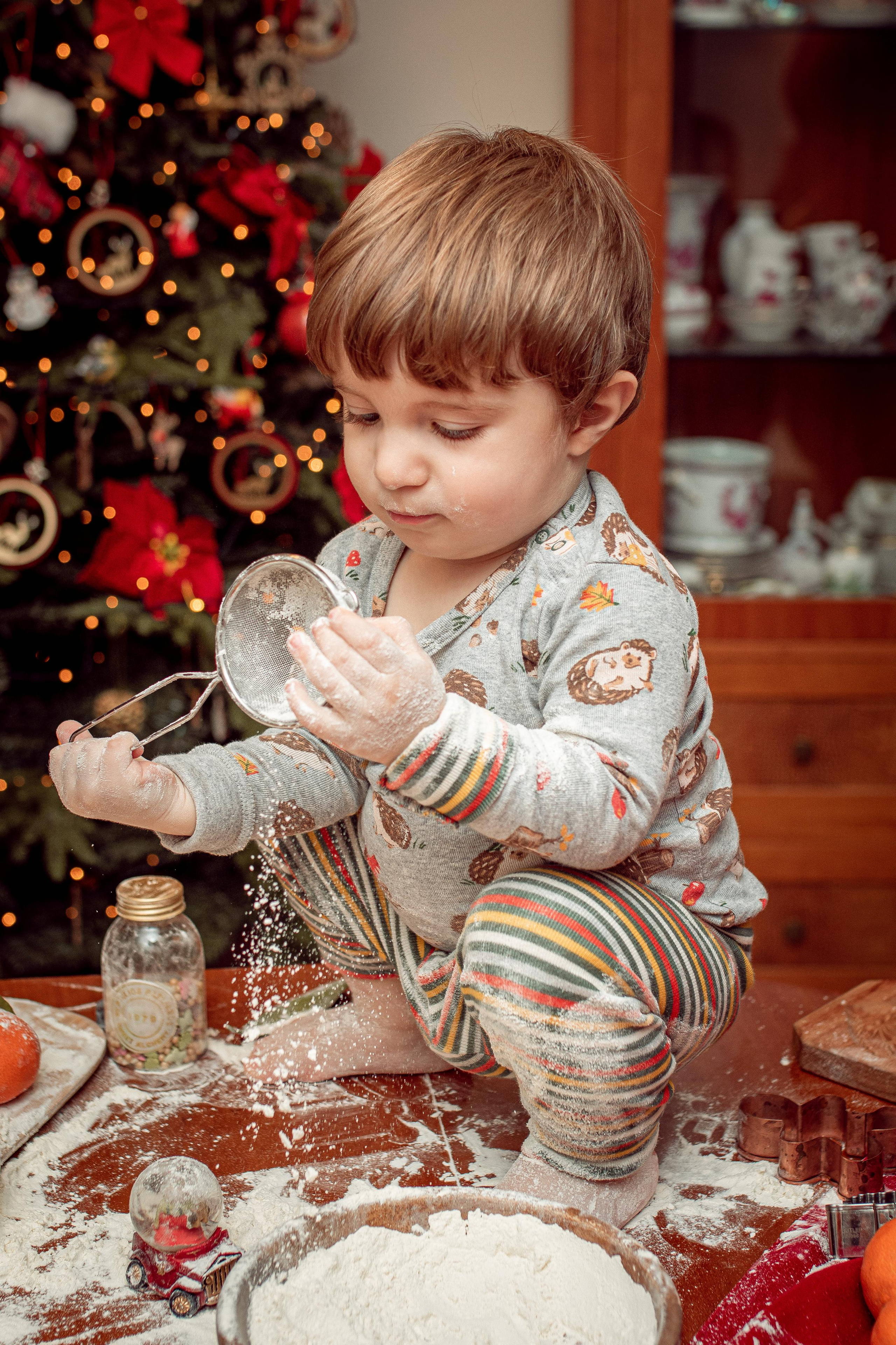 Christmas Baking. Family Photographer in Greece
