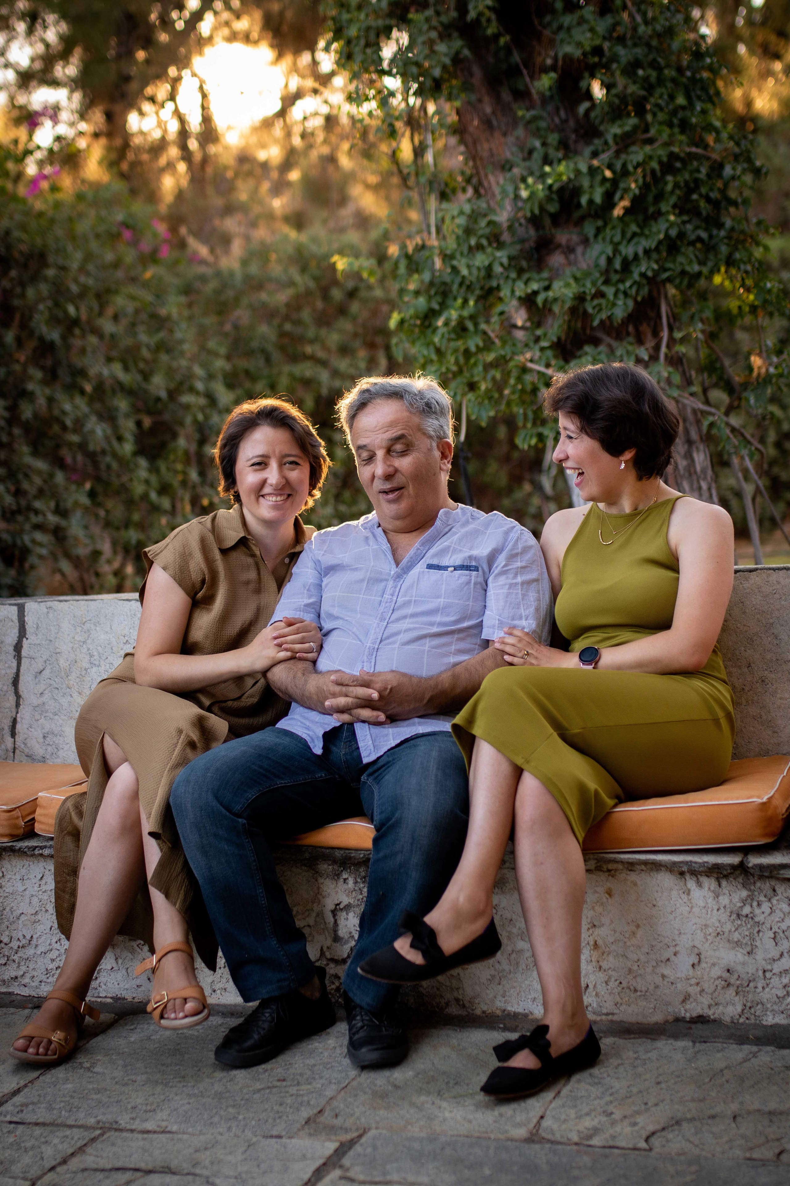 Cozy in-home family photo session. Family Photographer in Greece