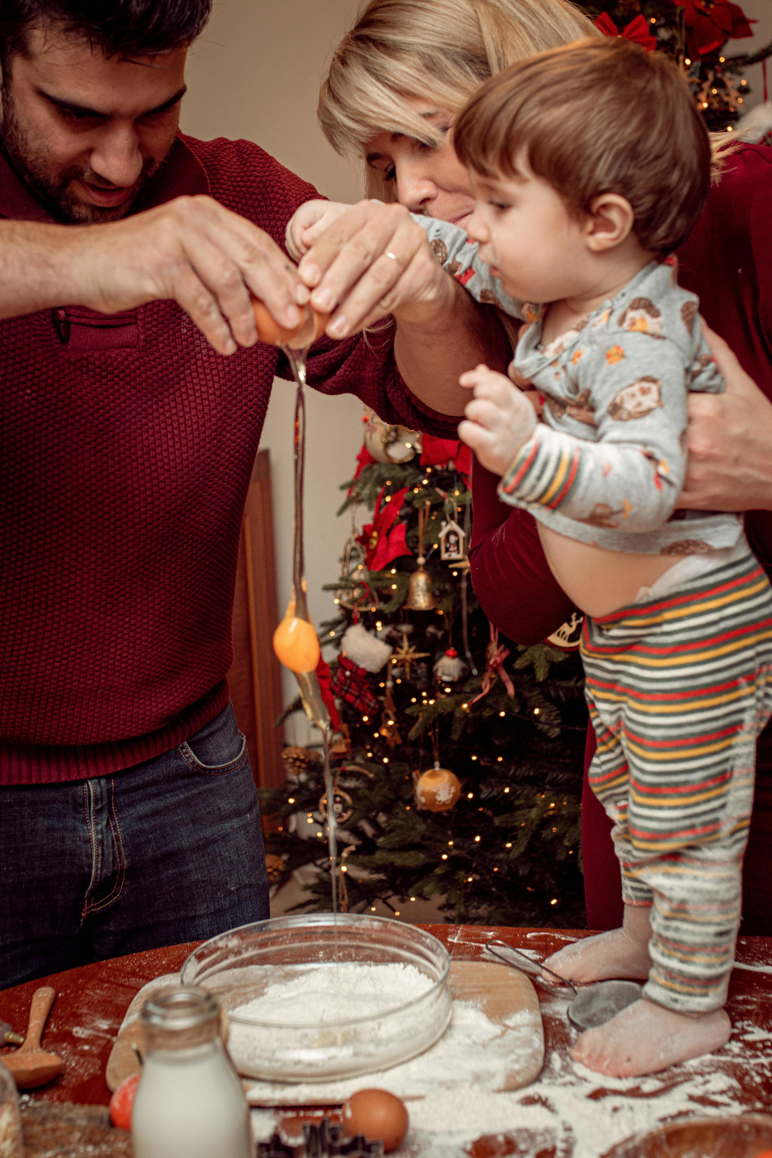 Christmas Baking. Family Photographer in Greece
