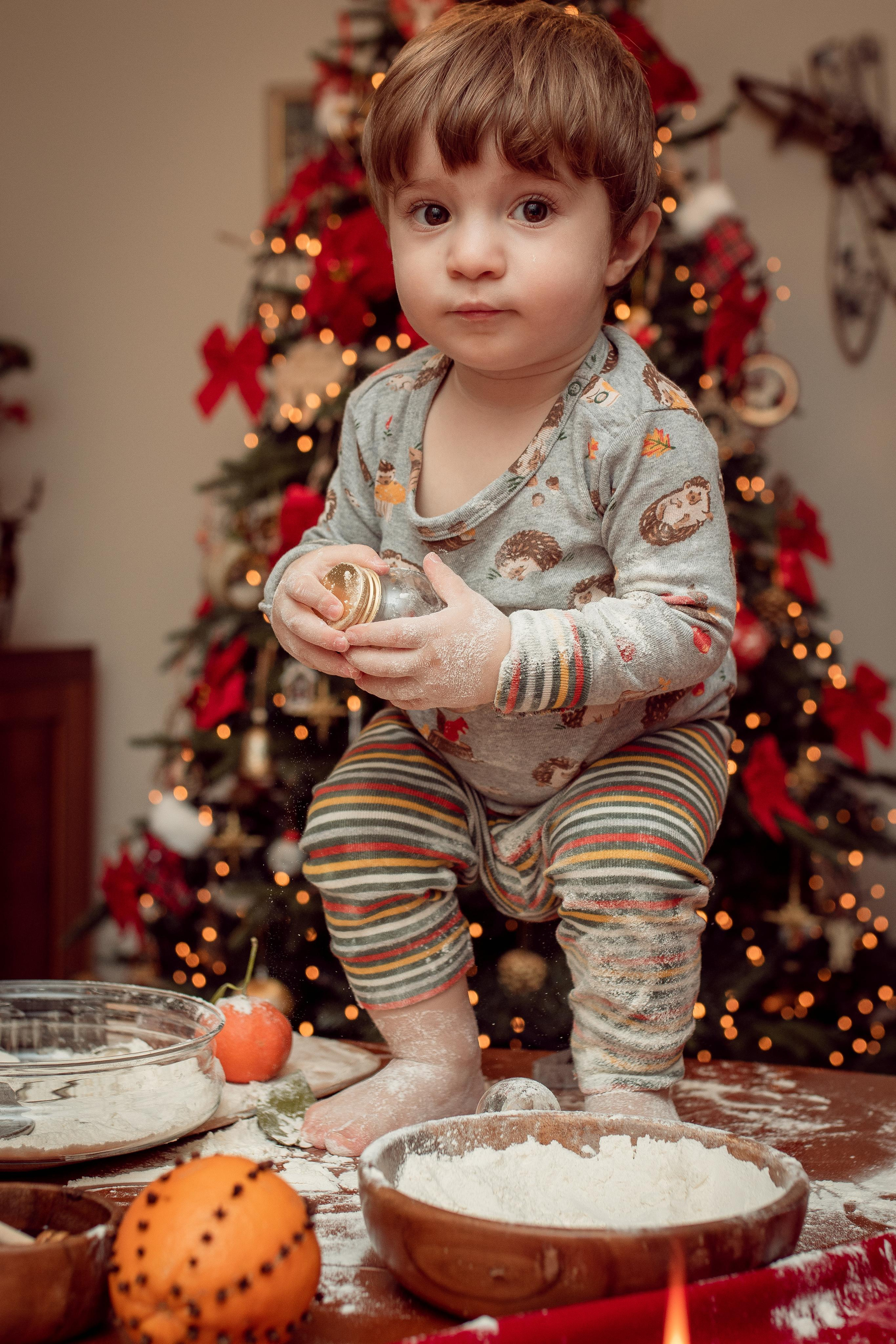 Christmas Baking. Family Photographer in Greece