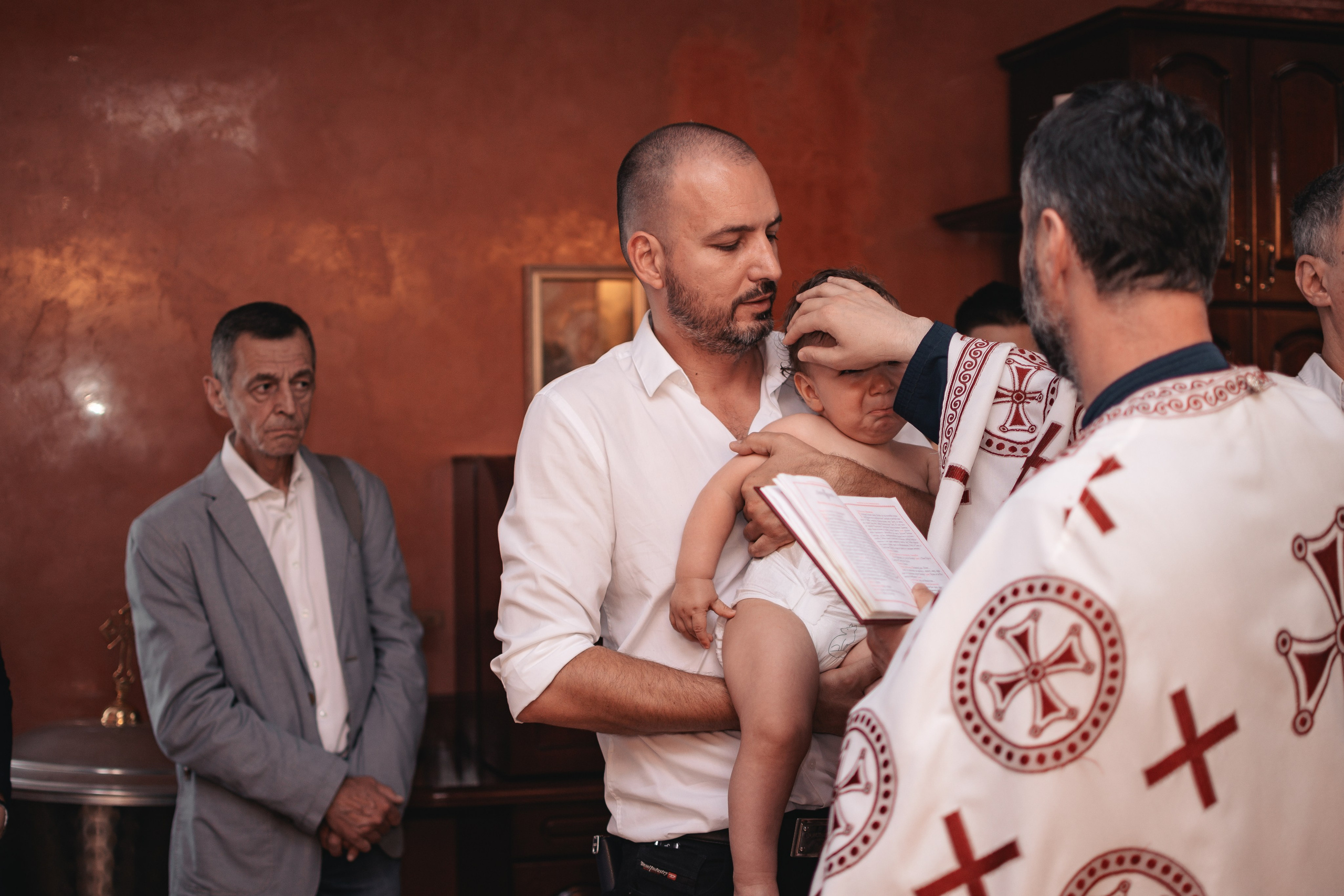 Lazar, krštenje i rođendan. BambinaaPhotography