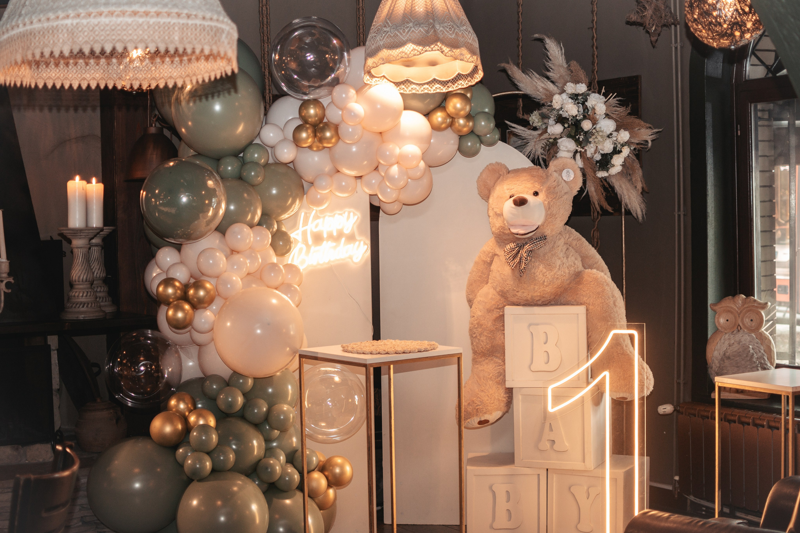 Lazar, krštenje i rođendan. BambinaaPhotography