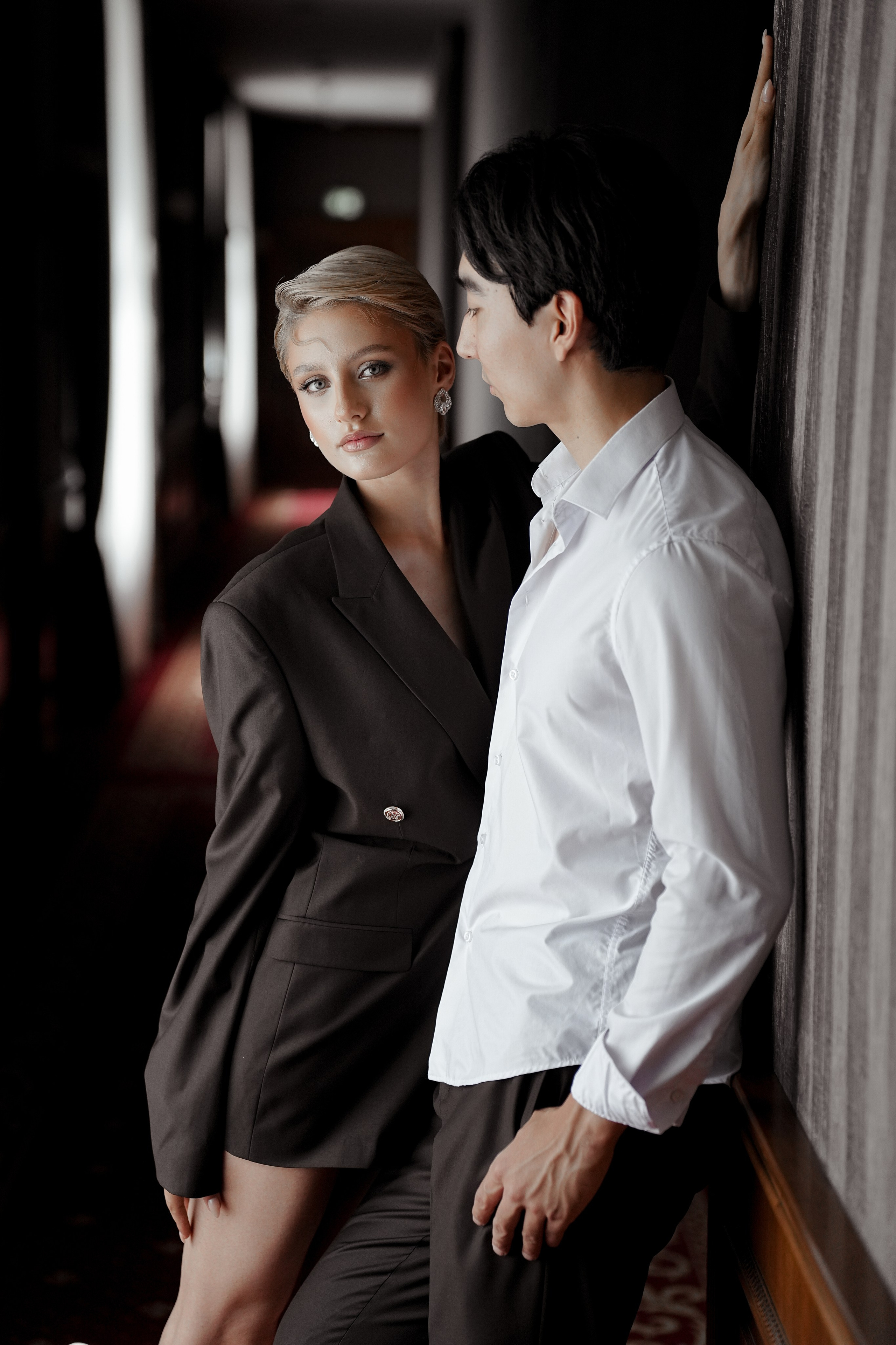 Николь Амир