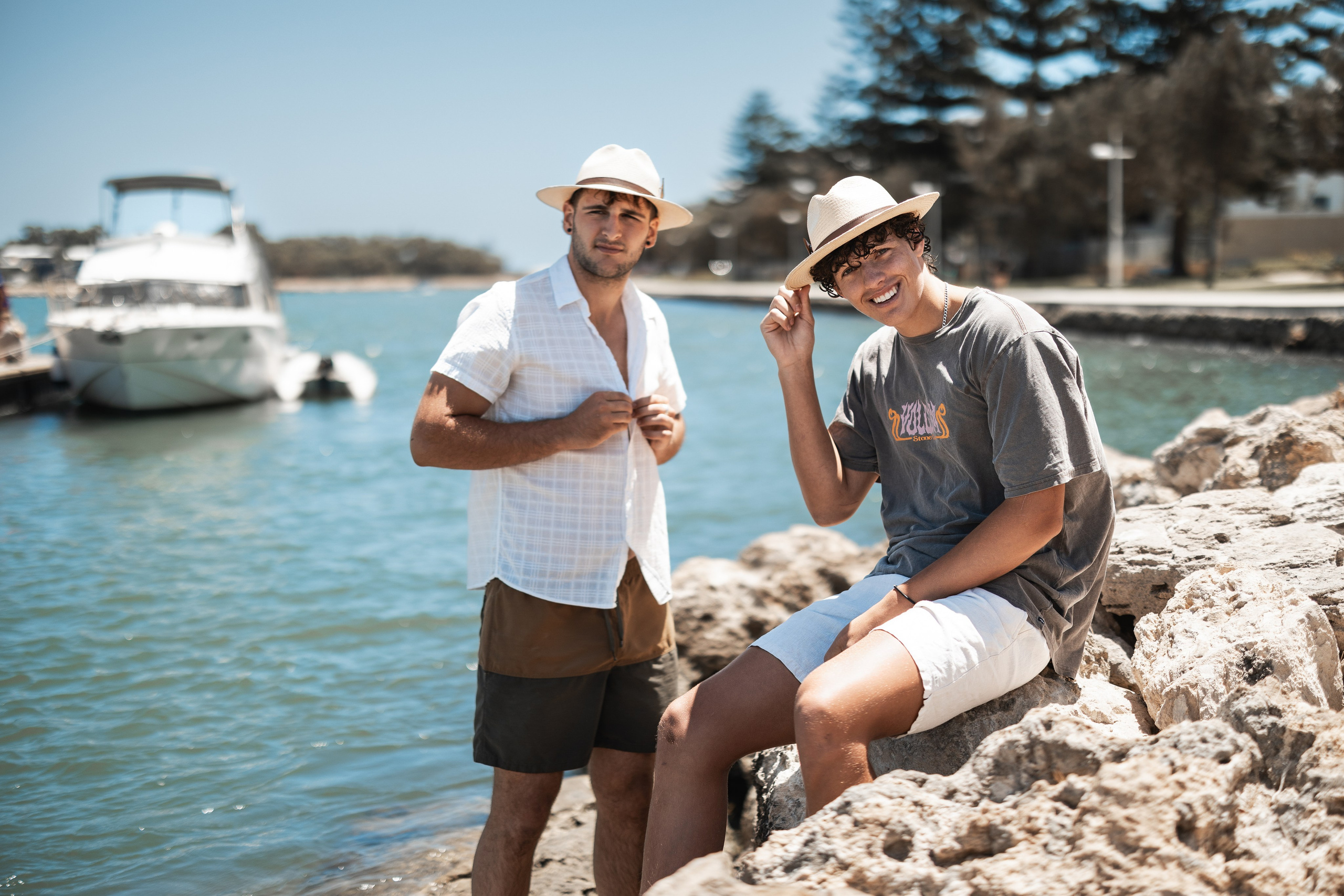 Green Duck Society — House Boats Mandura (Hats photoshoot)