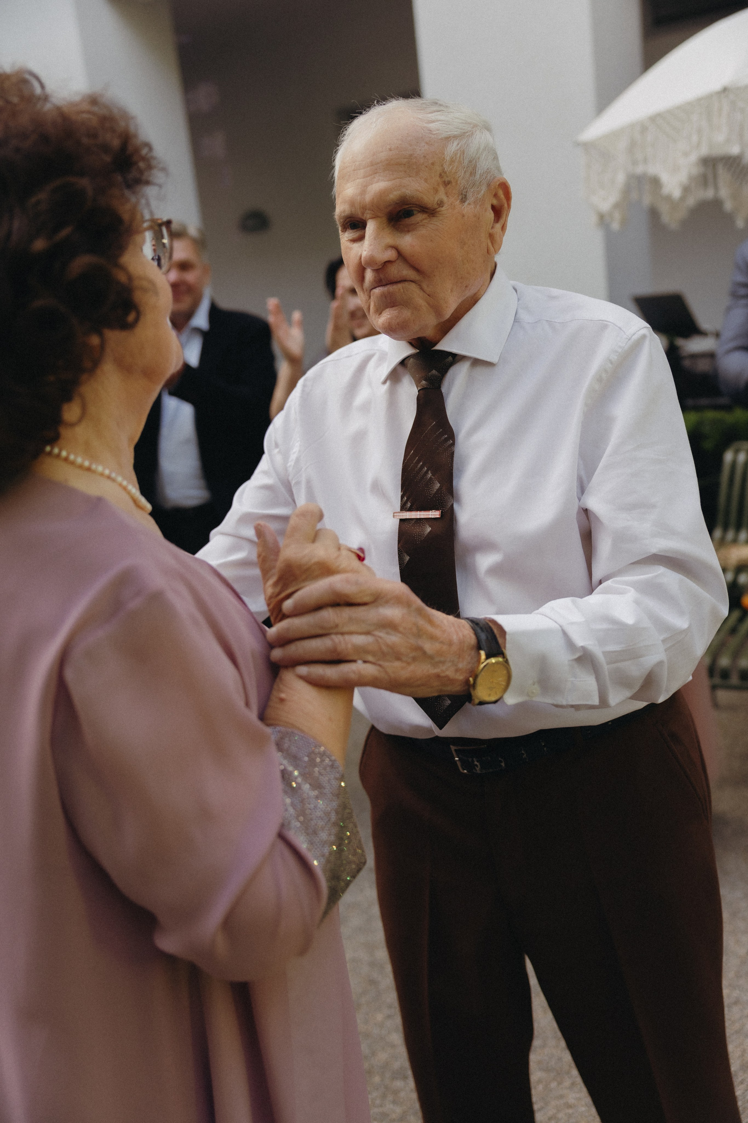 Paulina ir Deivydas | vestuvės Vynvytyje | Kaunas 2025. Vestuvių ir šeimų fotografė Lena Bondarenko / belove photo