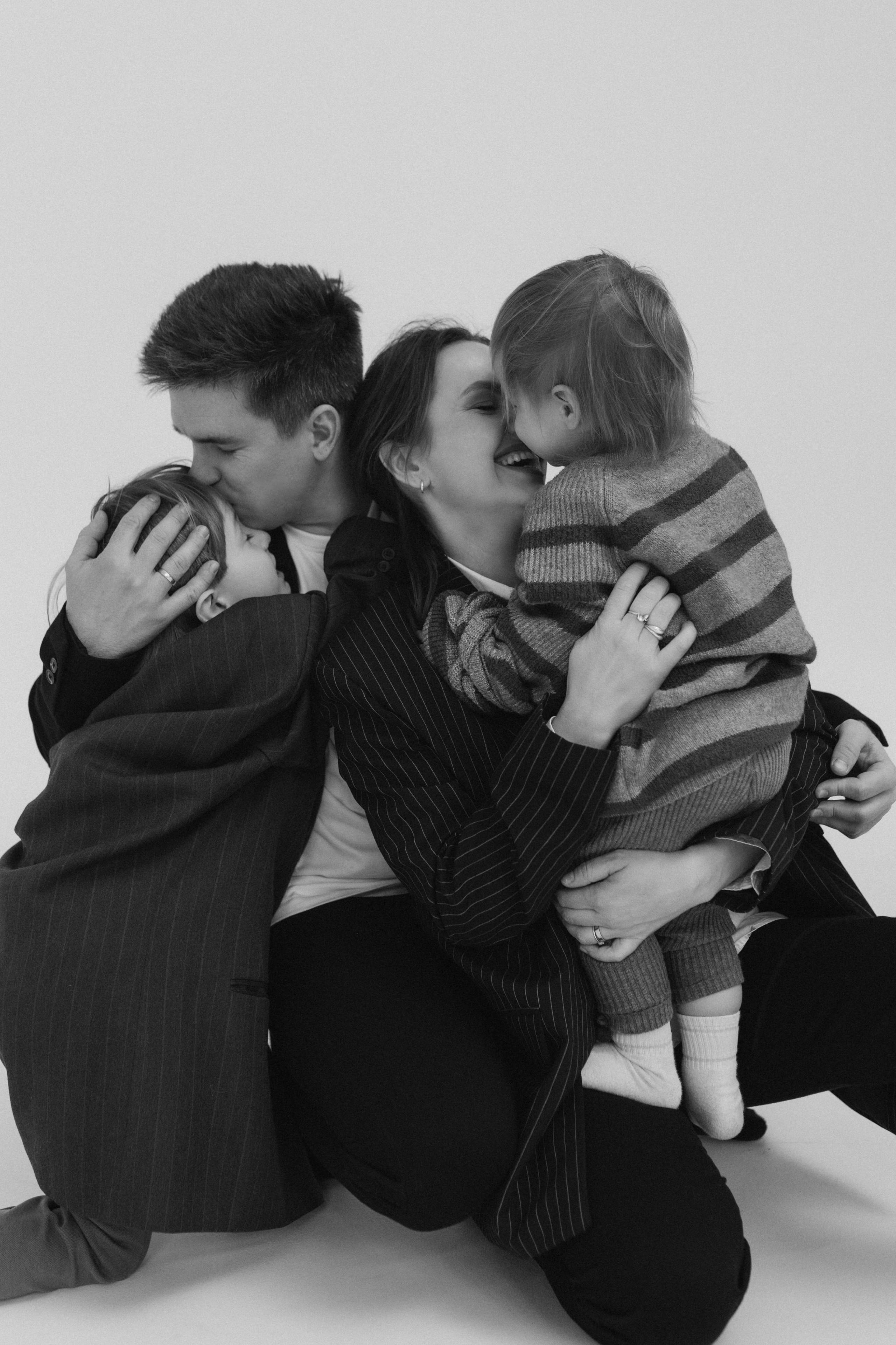 Linksma šeimos fotosesija | STUDIO. Vestuvių ir šeimų fotografė Lena Bondarenko / belove photo