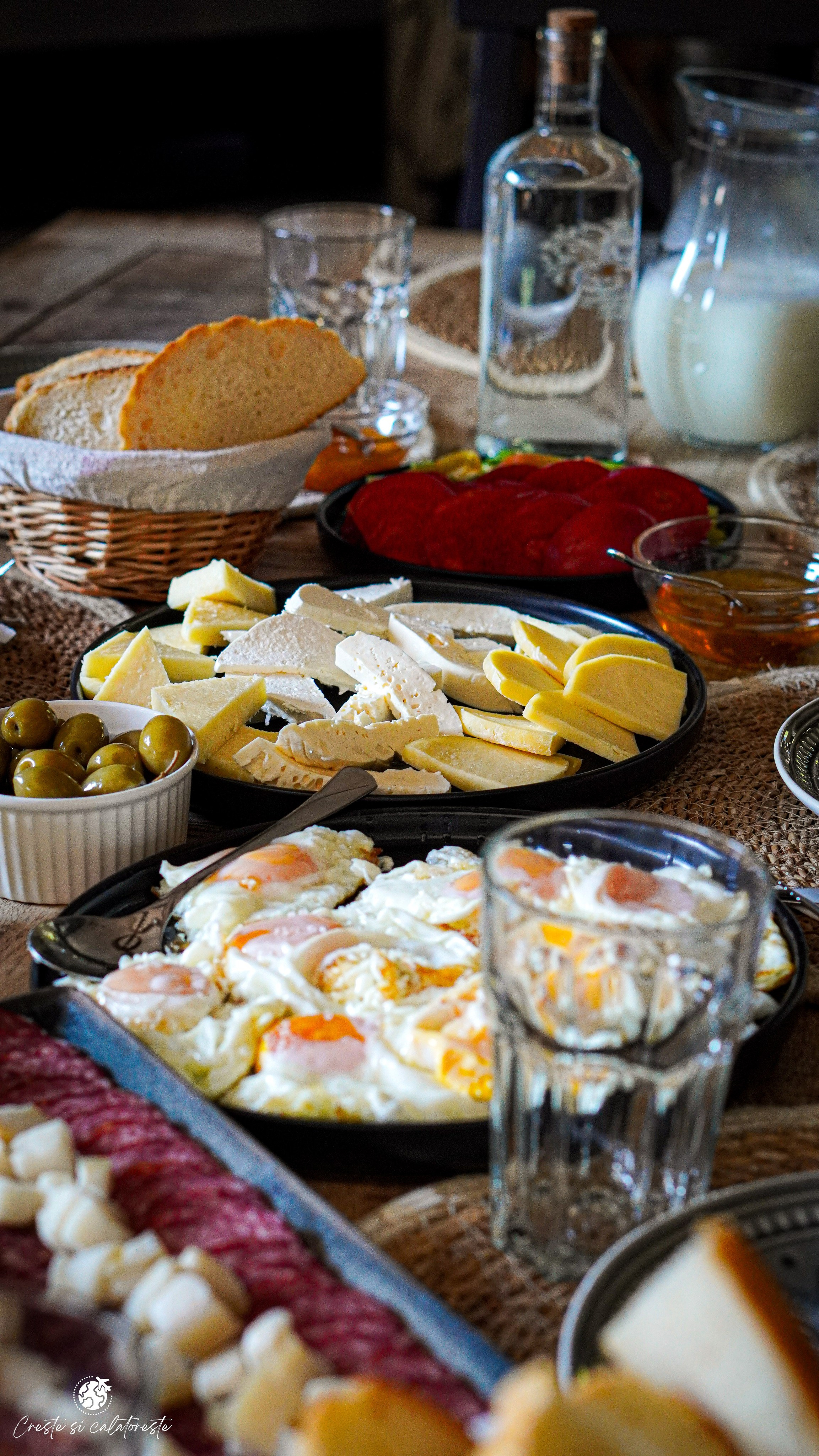 Bransilvania. Creste si calatoreste