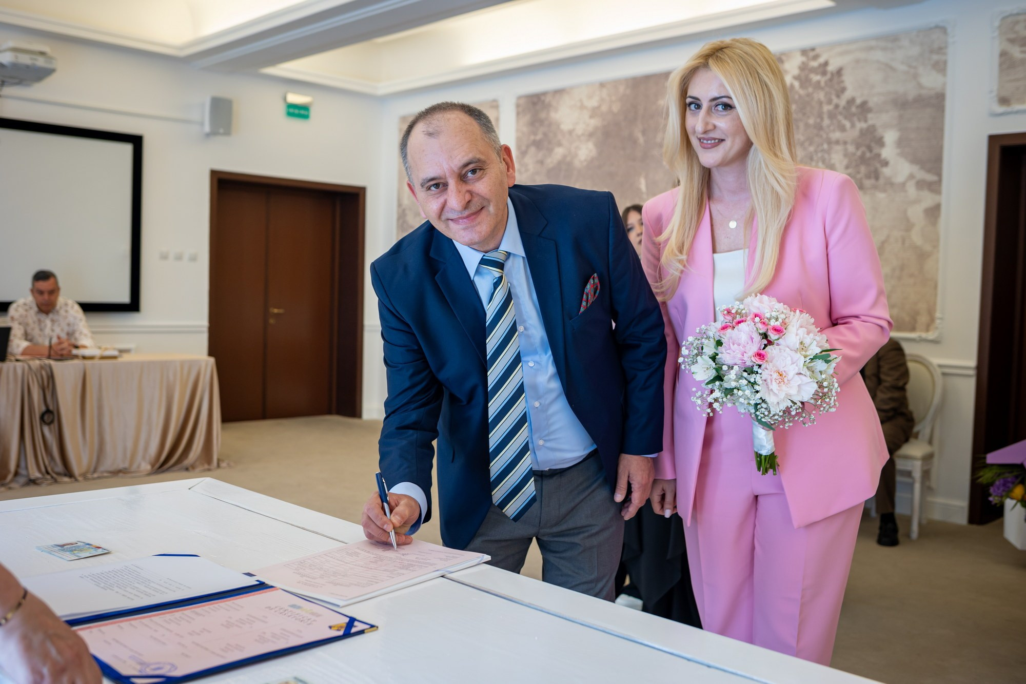 Cununie civilă București – Marius și Daniela | Eduard Foto. Wedding, portrait and event photographer Bucharest | Eduard Foto