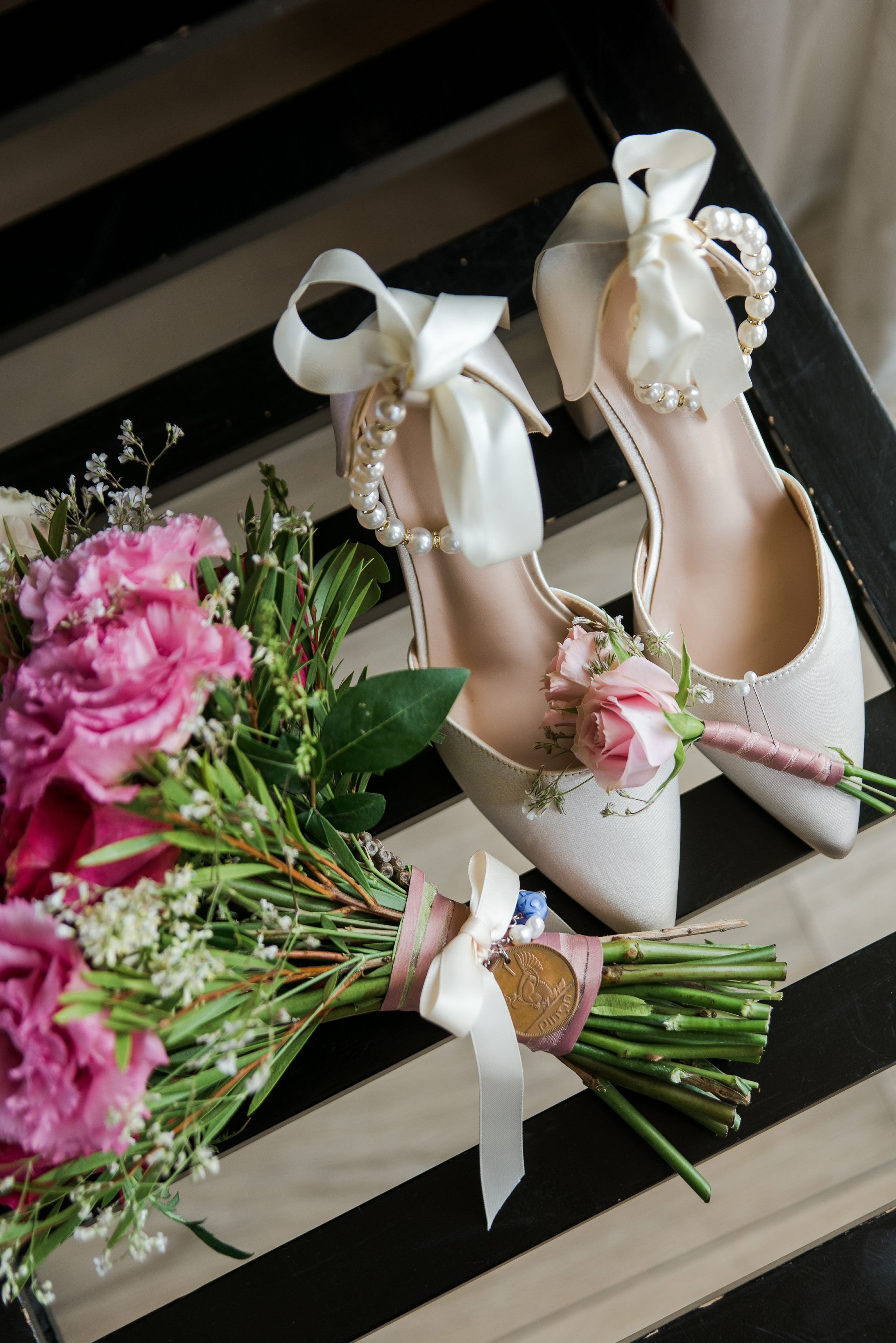 Wedding Photographer for Philippines Couples in Georgia. Destination Wedding Photographers in Georgia, Armenia. Maks Kovalenko and Lara Tatosyan. Wedding videographer