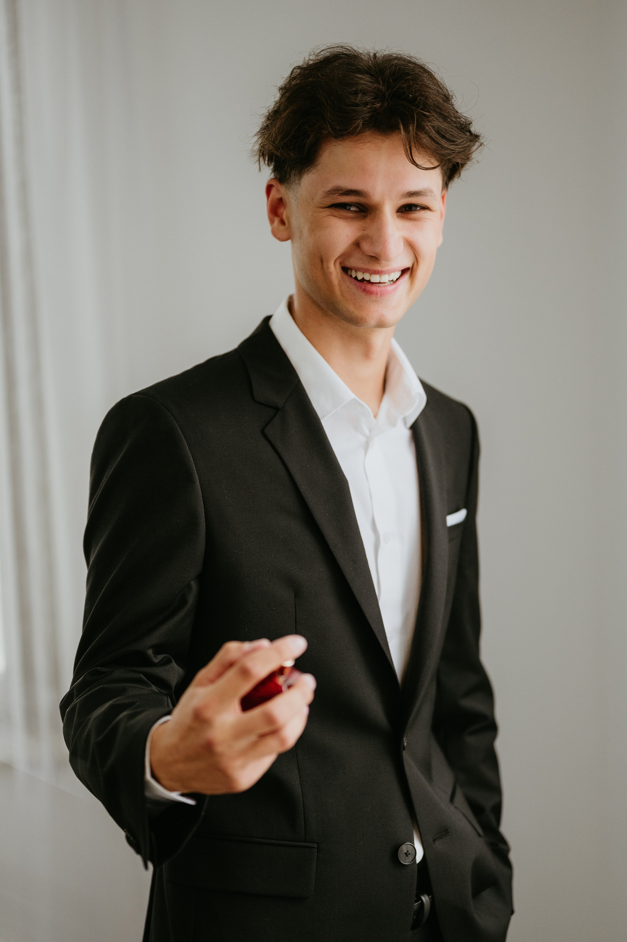 Cornel si Elisa. Valentin Melen - fotograf de nunta 🤍