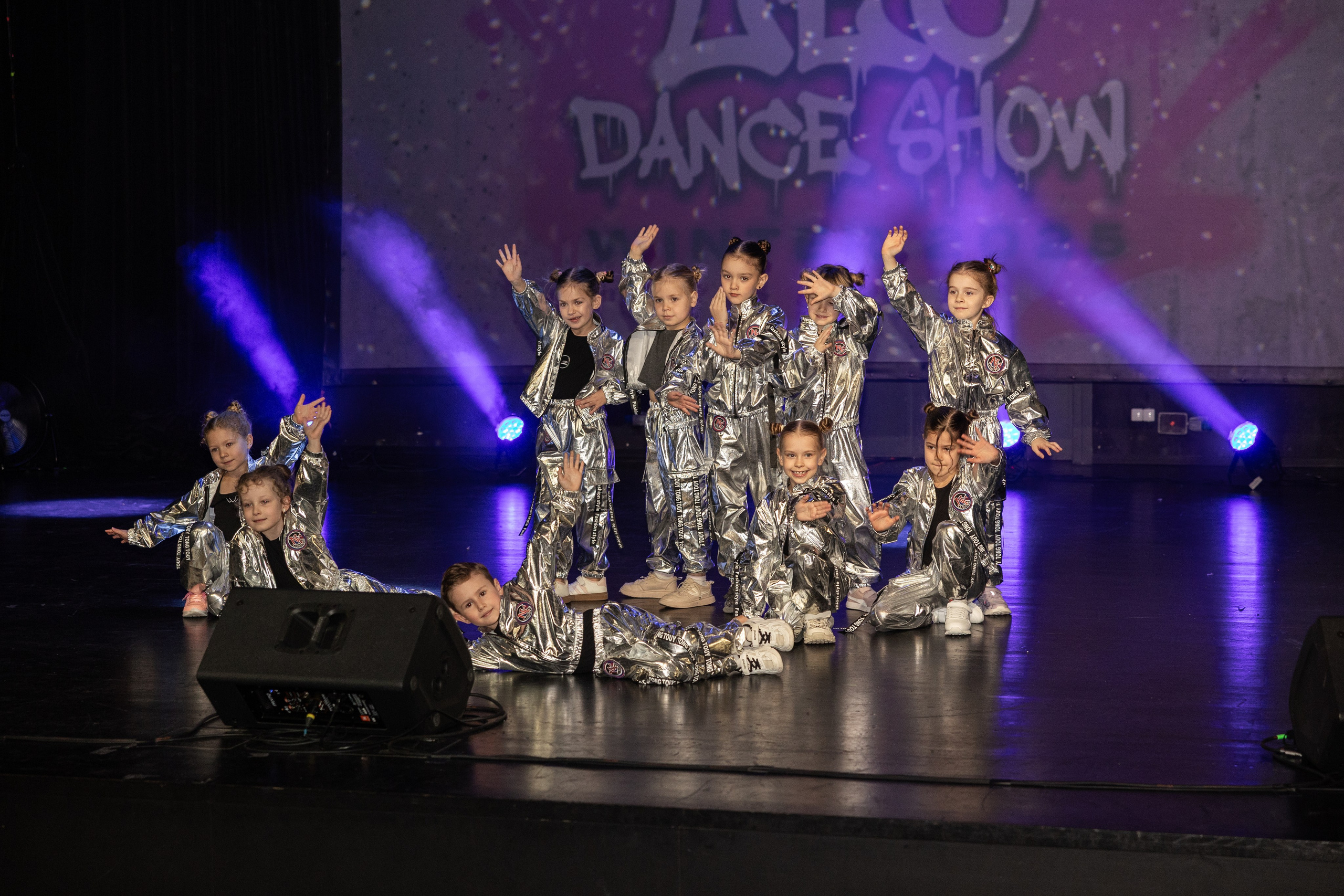 LEO DANCE SHOW WINTER 2025. Семейный и детский фотограф в Варшаве Мила Бобровская