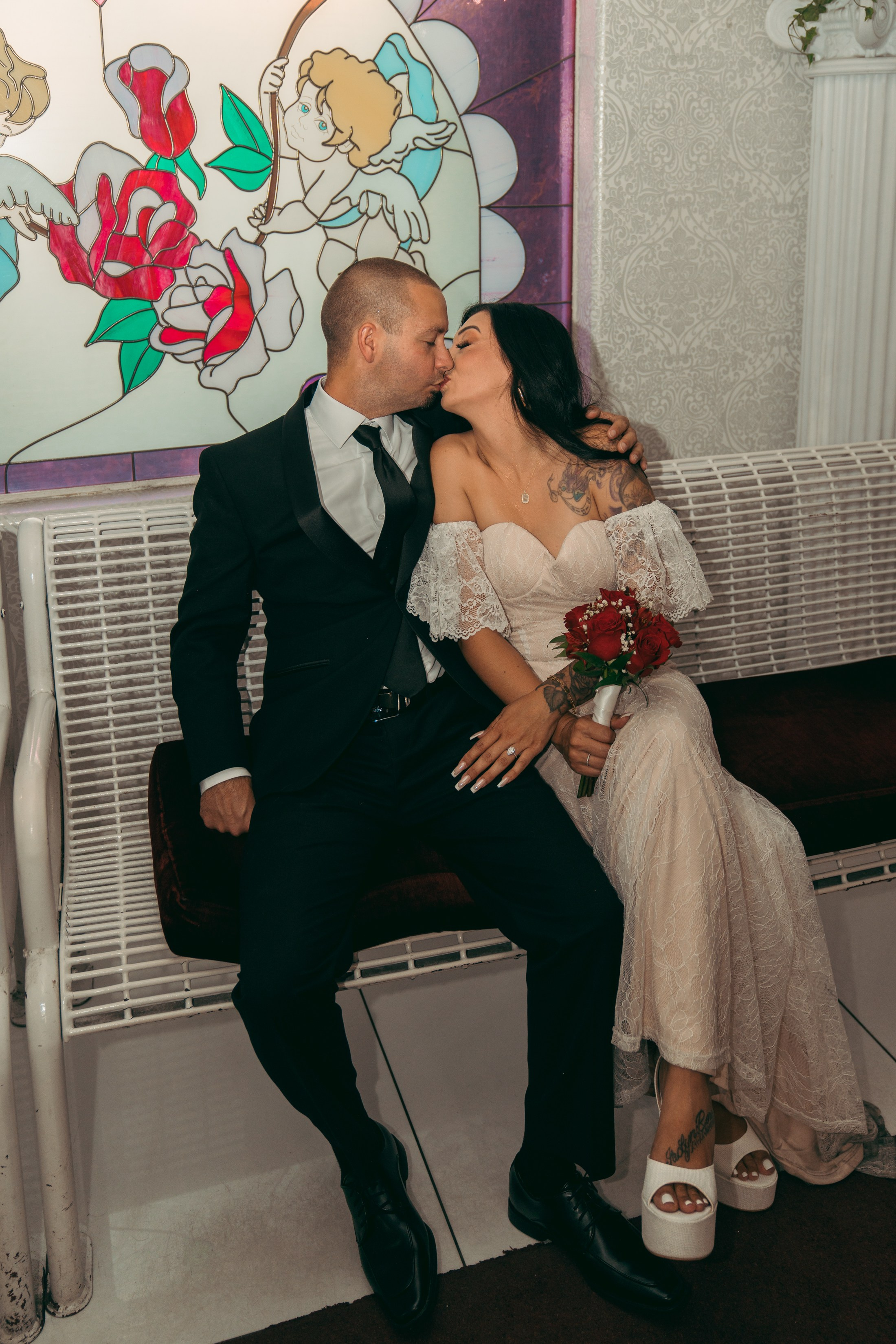 Jessica&Dakoda. Wedding & elopement photographer Viktoriya Kravtsov. Las Vegas