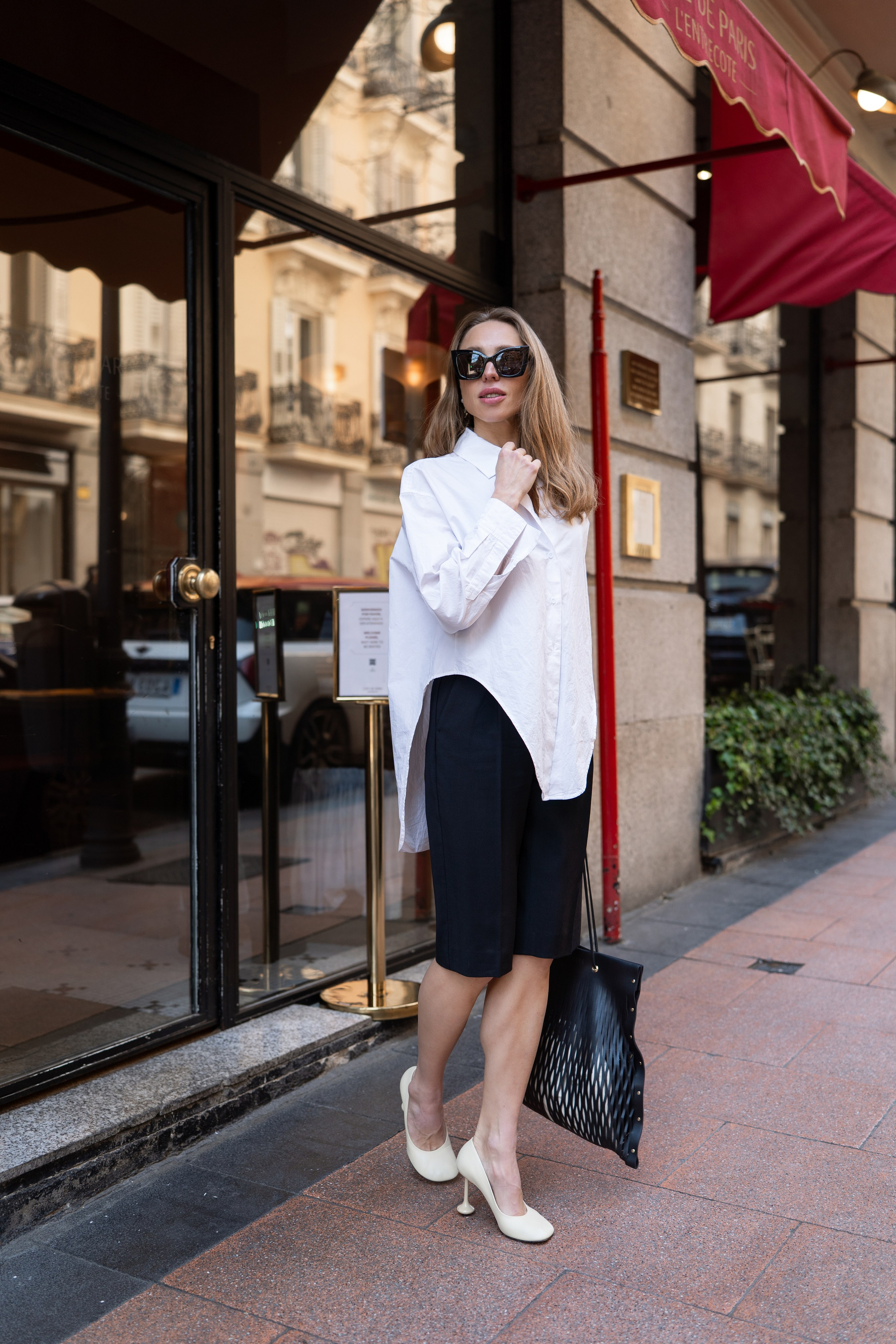 Milana — Street Style Photoshoot in Central Madrid. Fotógrafo en Madrid, España. Alyona Belyaninova