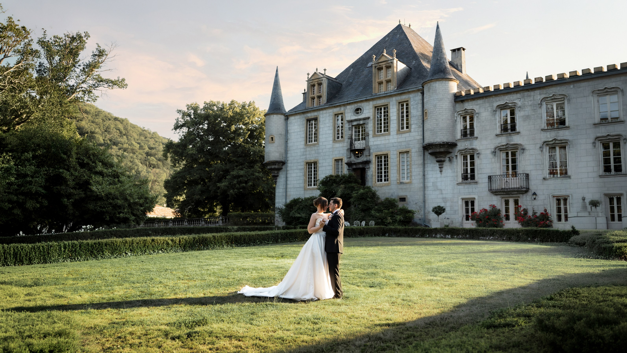 Séance photo de mariage en France. Eugénie Smirnova — Photographe à Toulouse et dans le Sud-Ouest