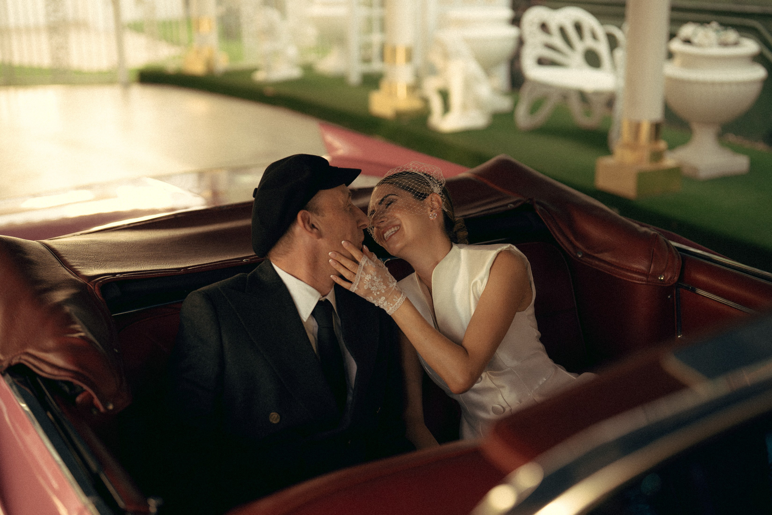 TANA&PAUL. Wedding & elopement photographer Viktoriya Kravtsov. Las Vegas
