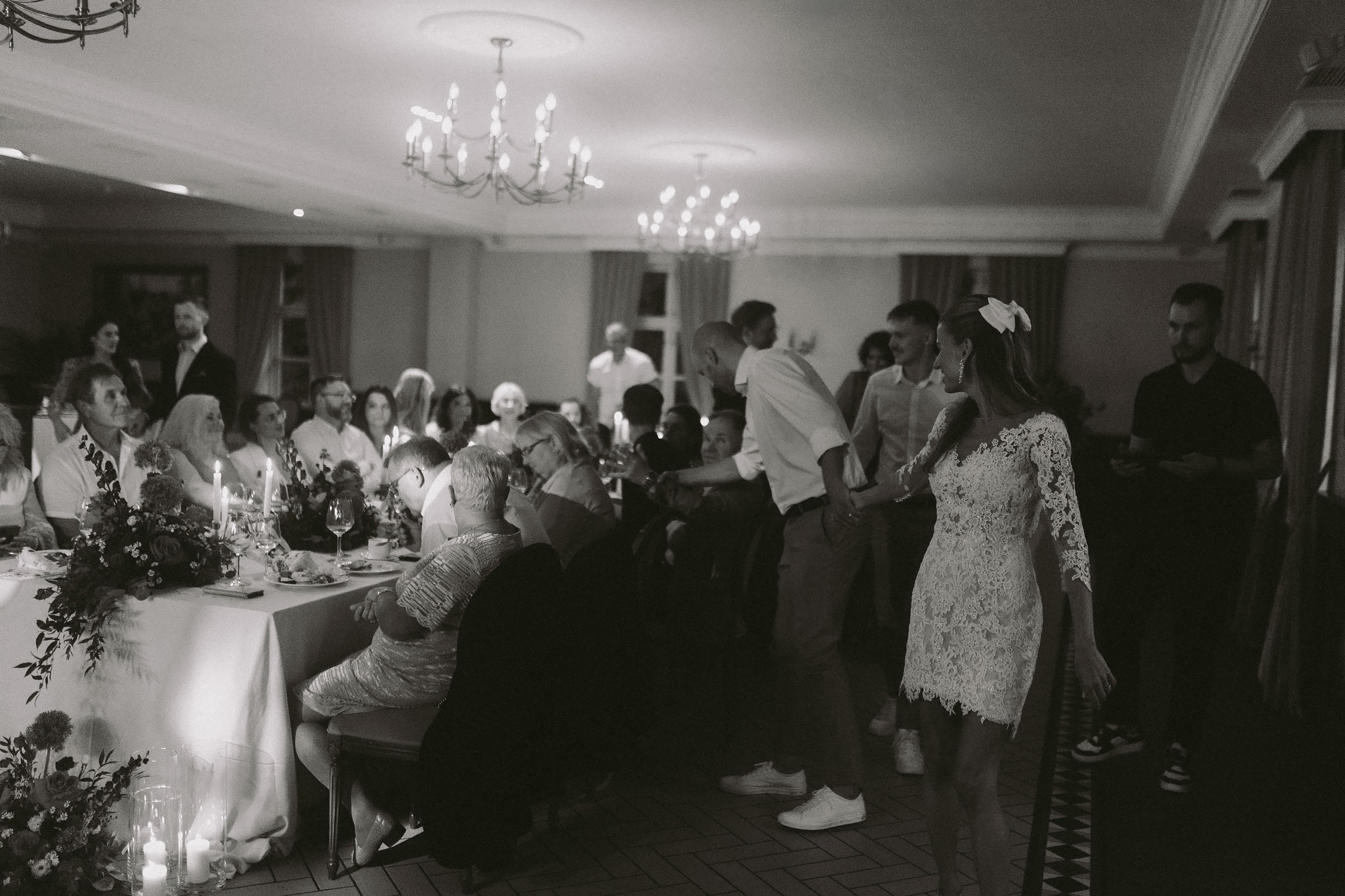 Justė ir Henrikas | Lietingos jaukios vestuvės Palangoje. Vestuvių ir šeimų fotografė Lena Bondarenko / belove photo