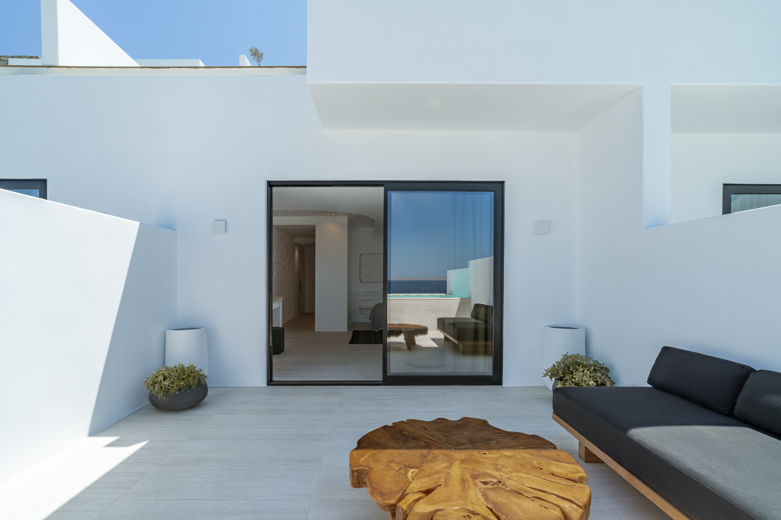 Tagoo Hills ~ Mykonos. Φωτογράφιση Ξενοδοχείων | Γιώργος Κατσαέλης | sketch.gr