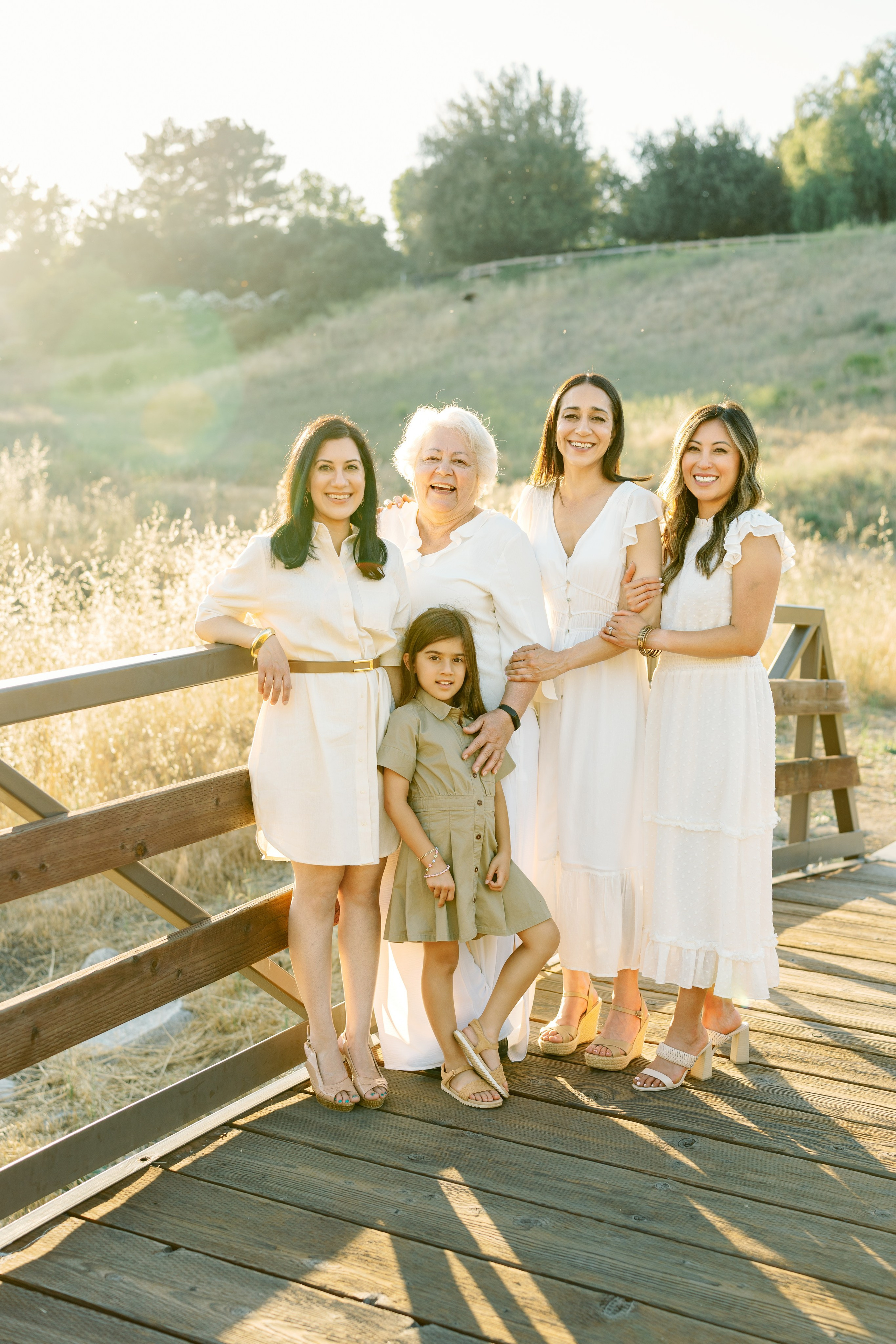 California, Los Angeles, Santa Clarita Family Photoshoot. Wedding Photography & Videography Team in California, Los Angeles, San Francisco, San Diego and Travel