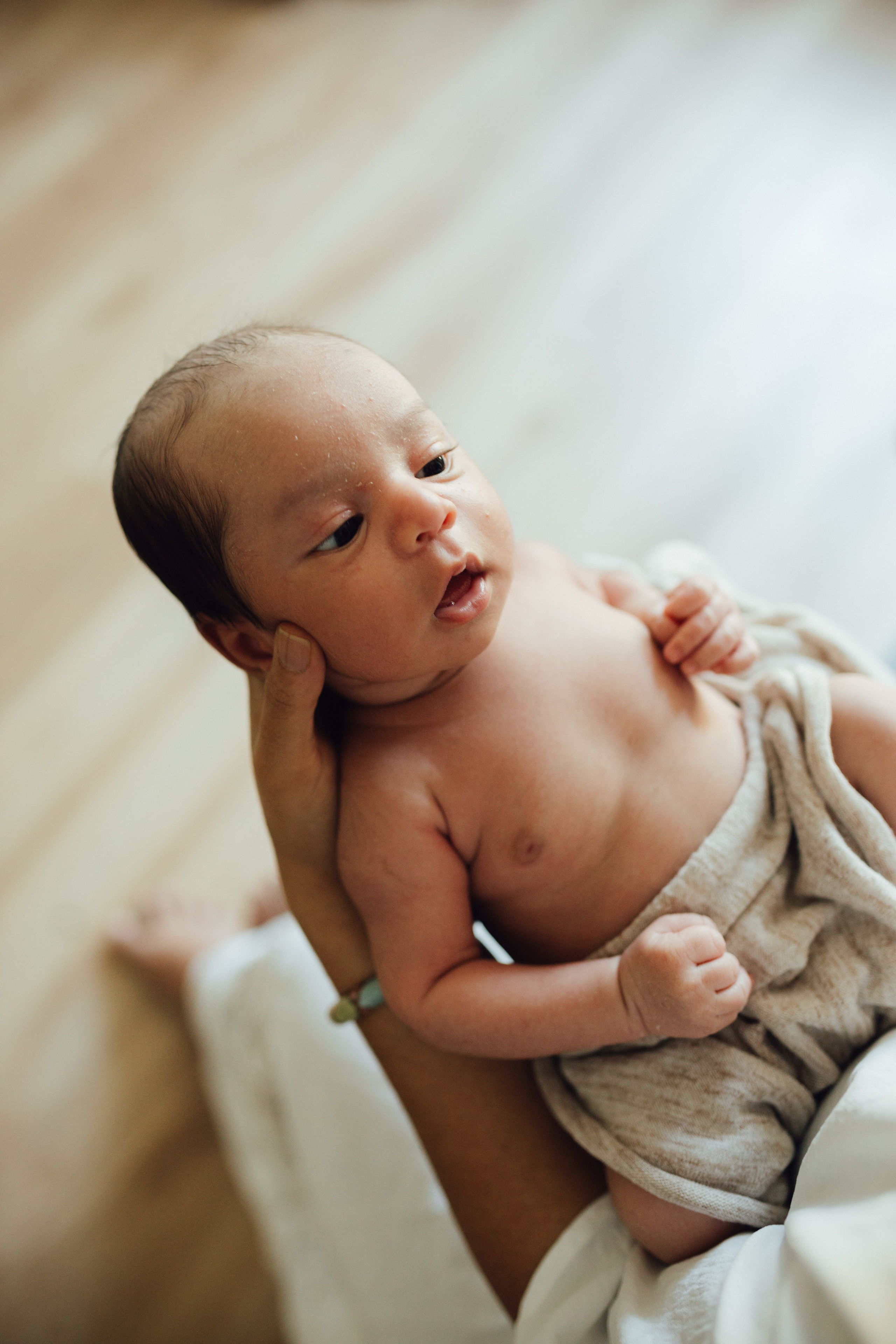 Cozy Home Photo Session. Maternity, newborn photographer in the Bay Area|Iryna Rakivnenko