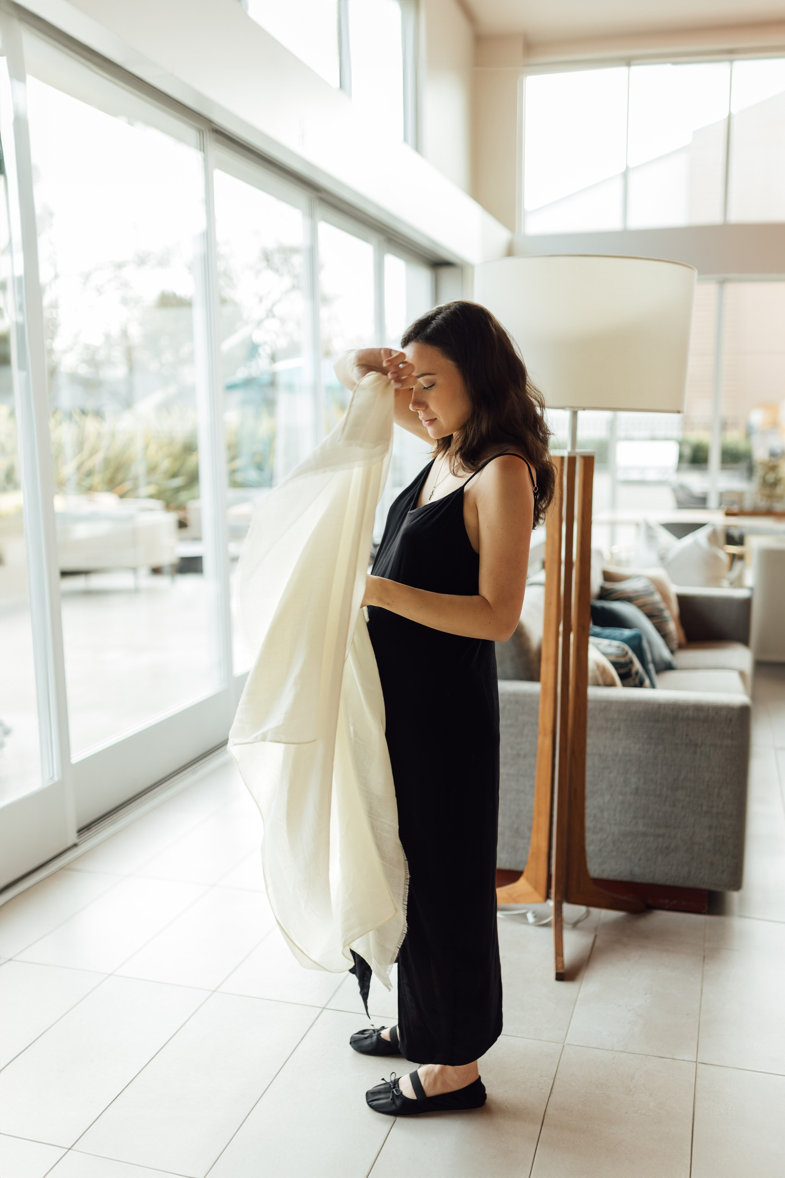 Home Maternity Photo shoot. Maternity, newborn photographer in the Bay Area|Iryna Rakivnenko